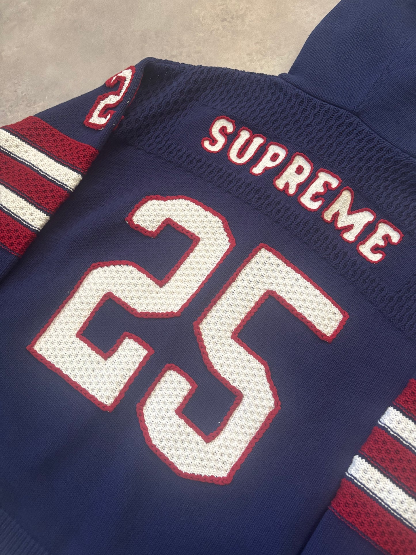 Supreme Sport Zip Up Hooded Sweater (Str. L)