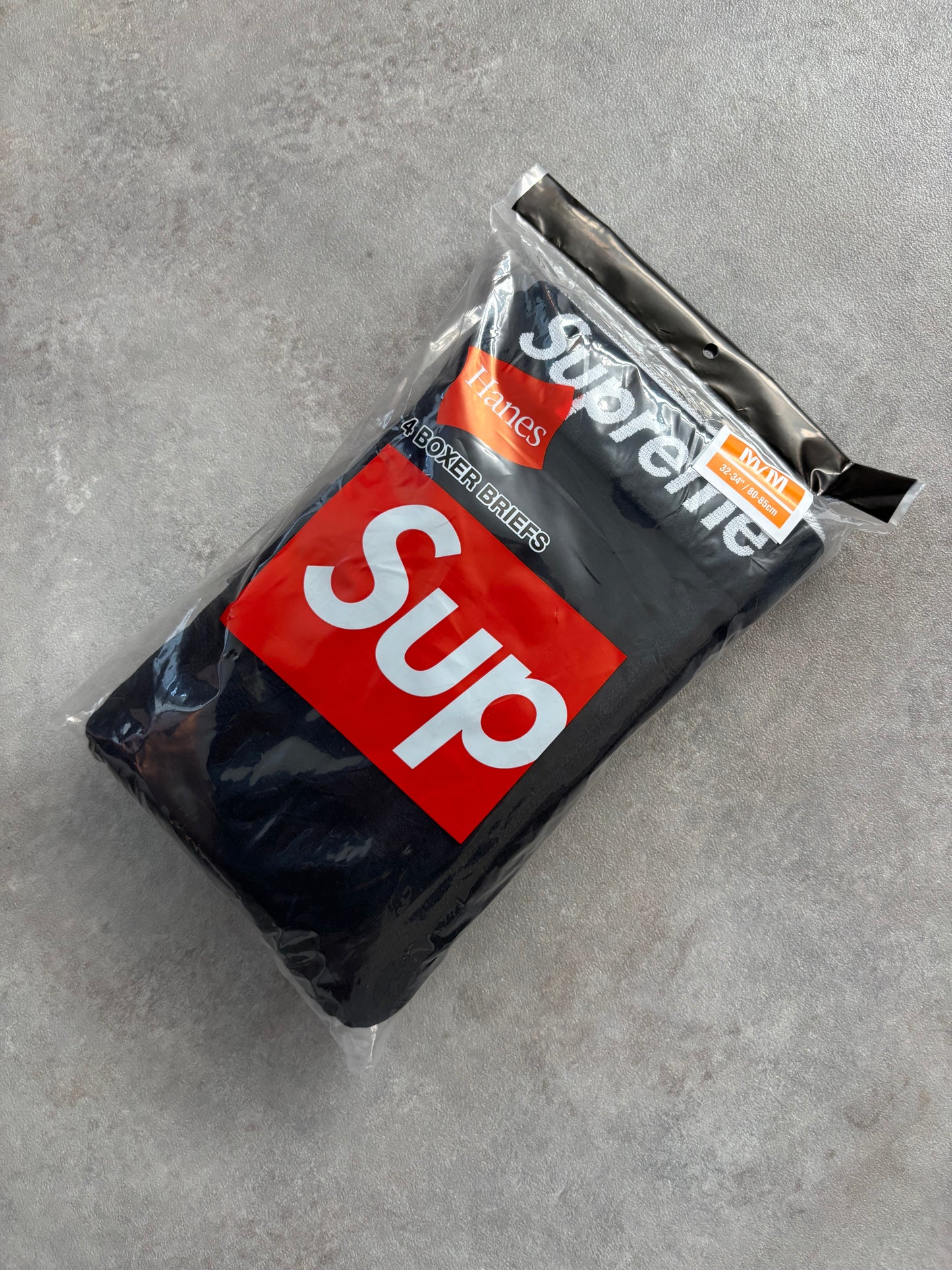 Supreme Hanes Boxers (4 Pack) (Str. M)