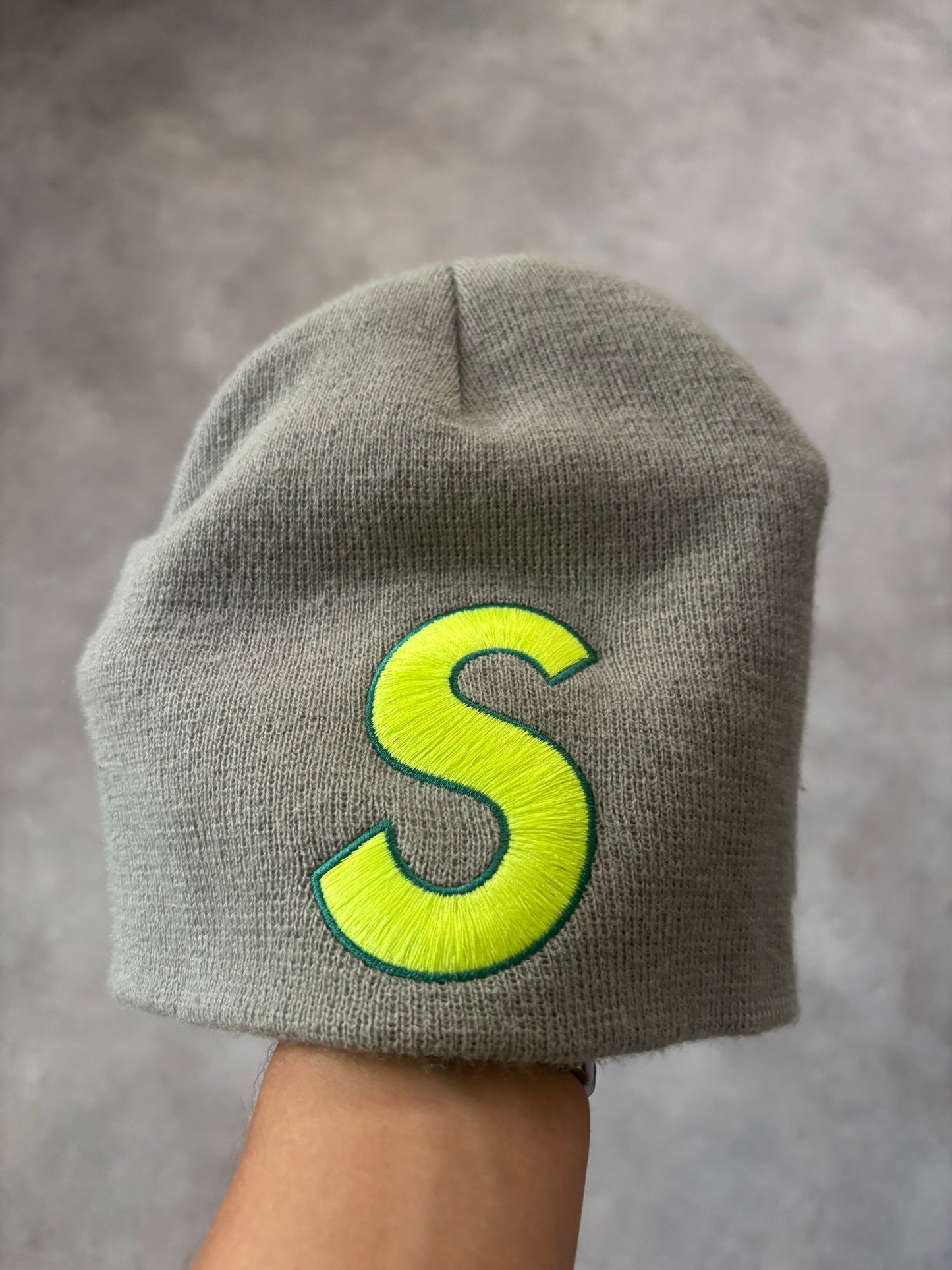 Supreme x New Era Big S-Logo Beanie