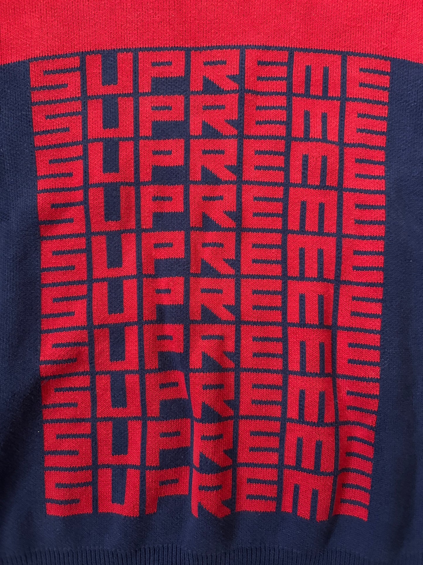 Supreme Repeat Sweatshirt (Str. M)