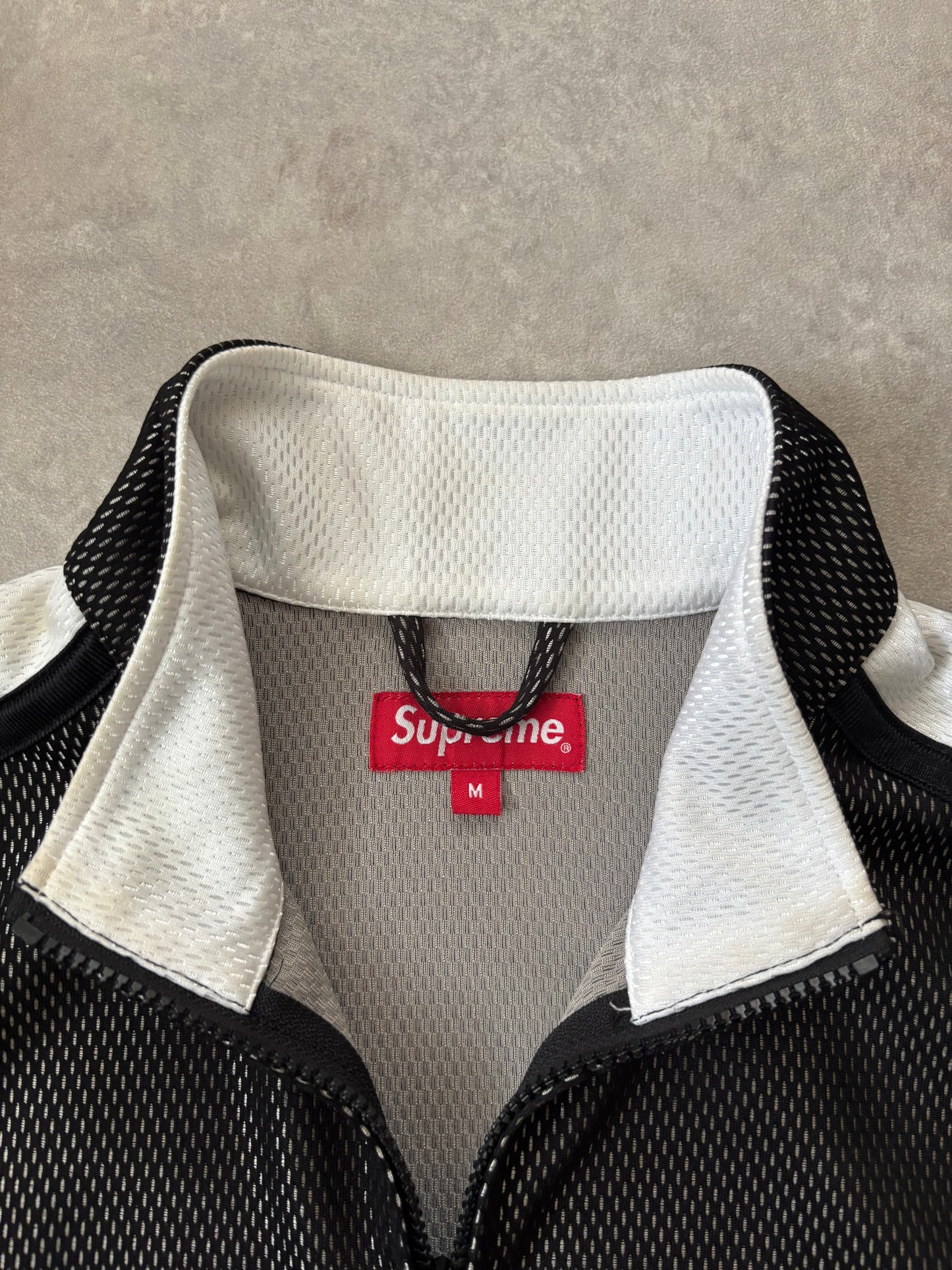Supreme Zip Up Sweatshirt (Str. M)