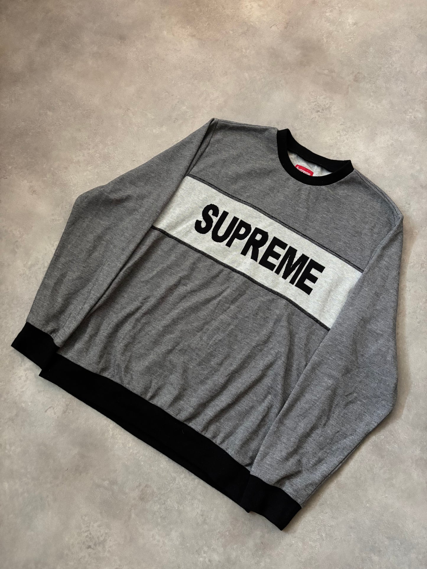 Supreme Grey Sweatshirt (Str. L)