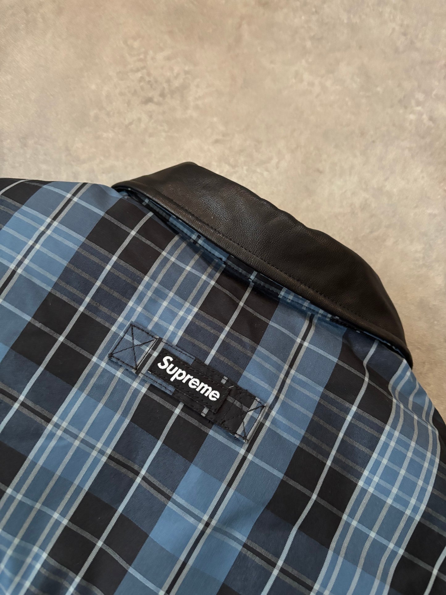 Supreme Leather Collar Puffy Jacket (Str. L)