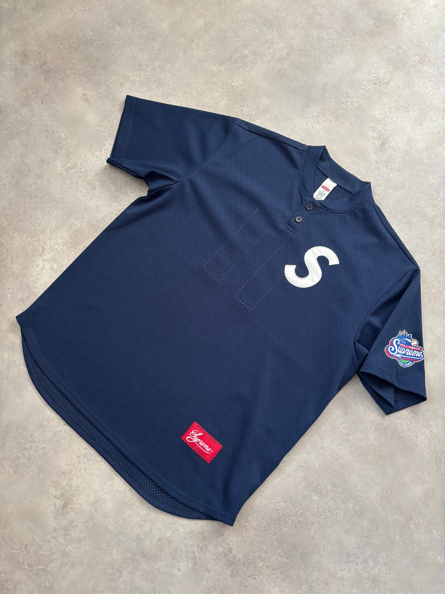 Supreme S Logo Baseball Henley (Str. M)
