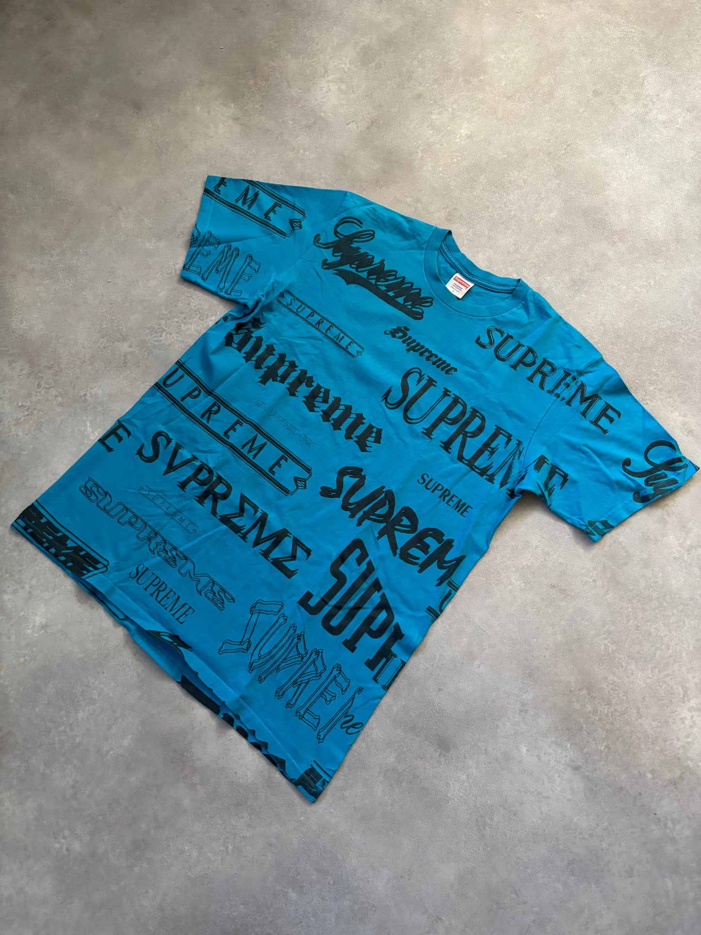 Supreme Multi Logo Tee (Str. L)
