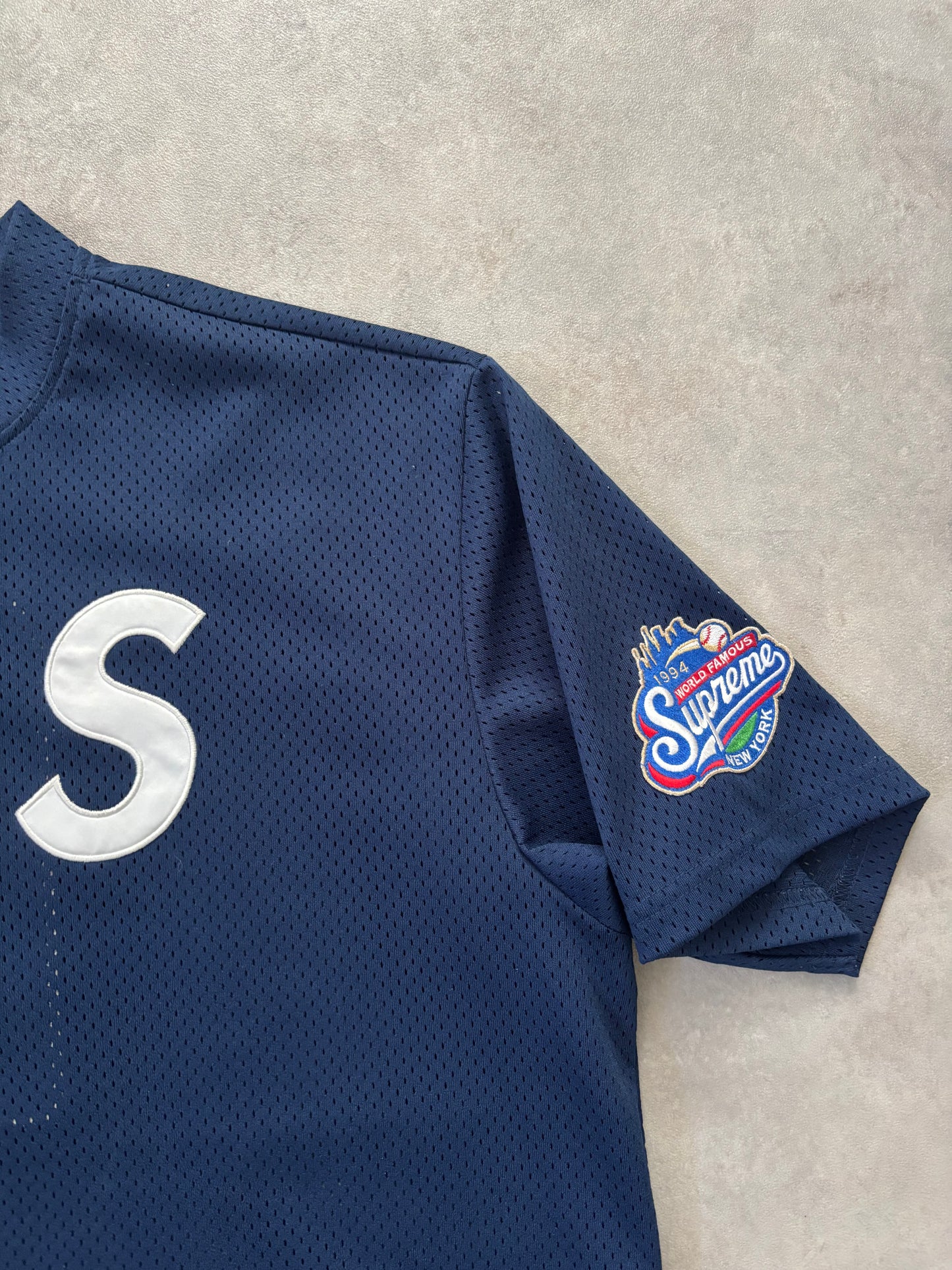 Supreme S Logo Baseball Henley (Str. M)