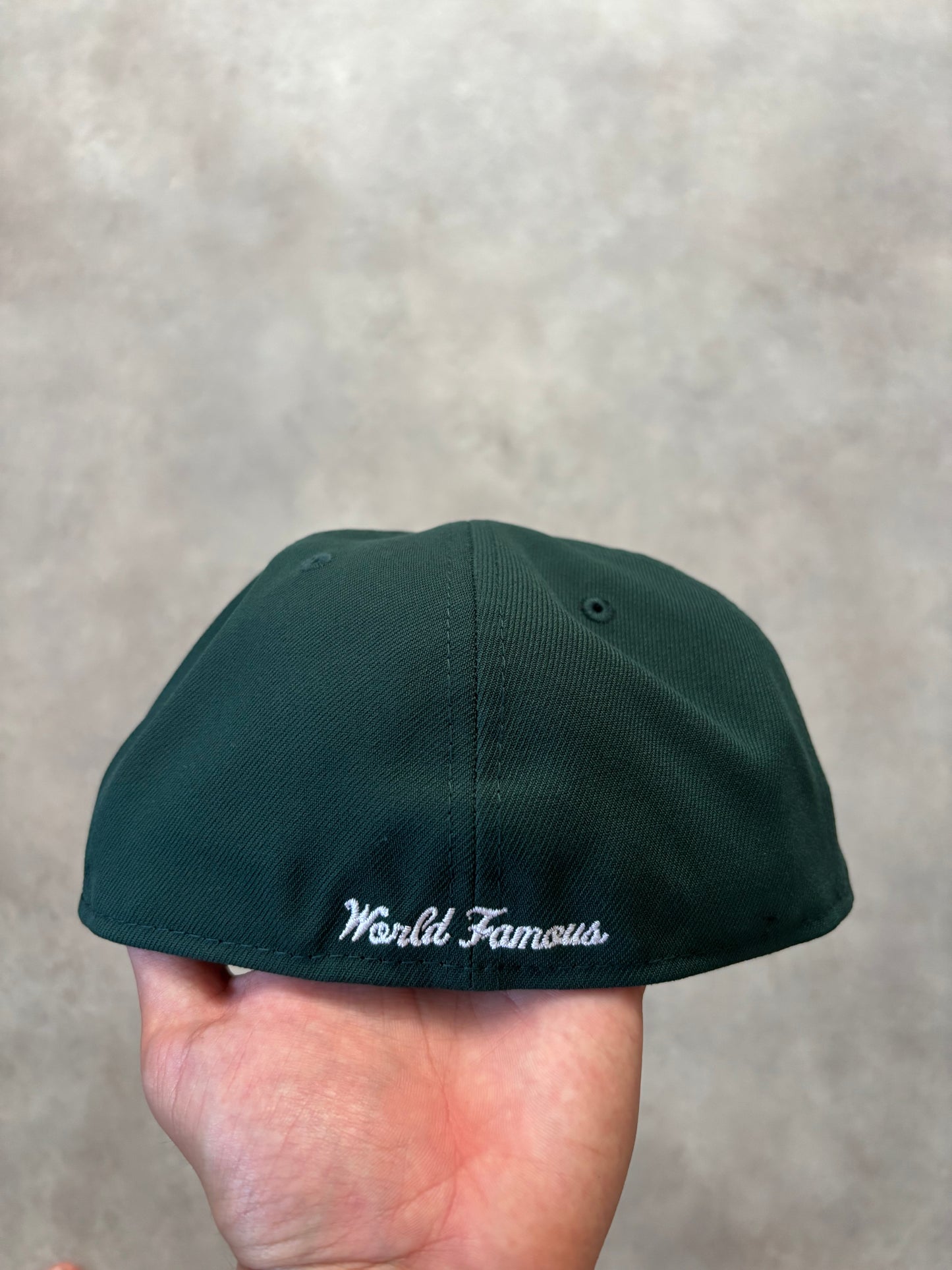 Supreme Breast Cancer Awareness Box Logo Cap (Str. 7-1/4)