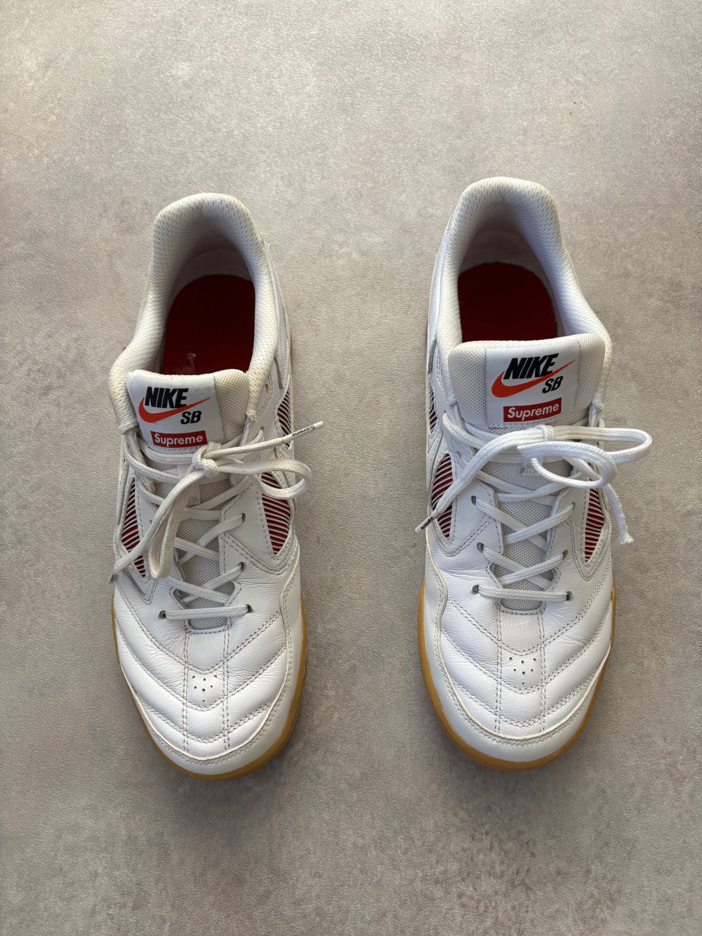 Supreme x Nike SB Gato (Str. 44)