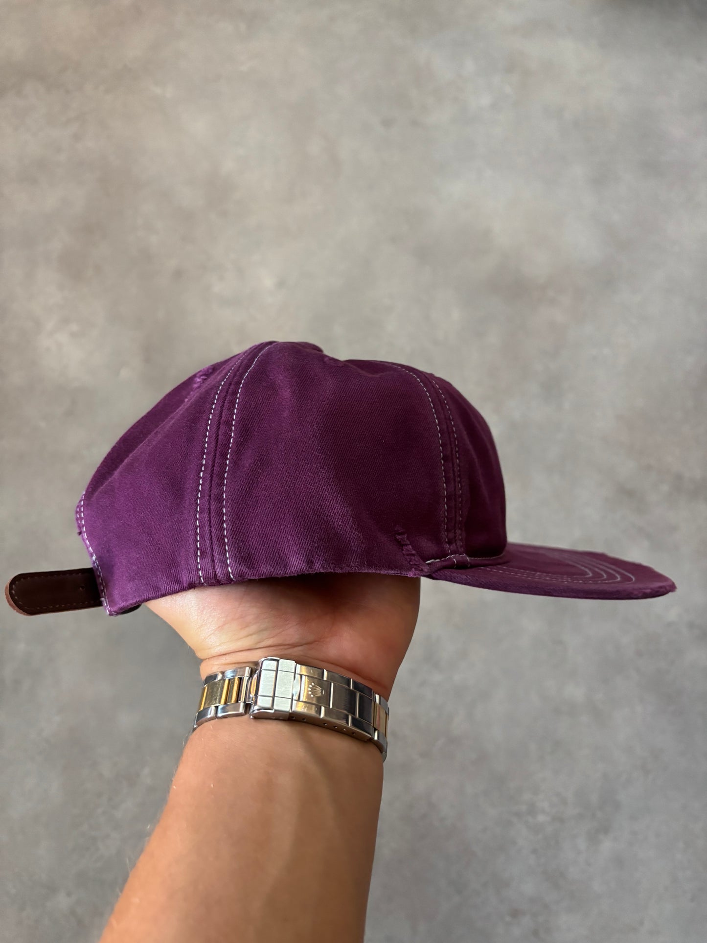 Supreme Distressed Script 6-Panel Cap