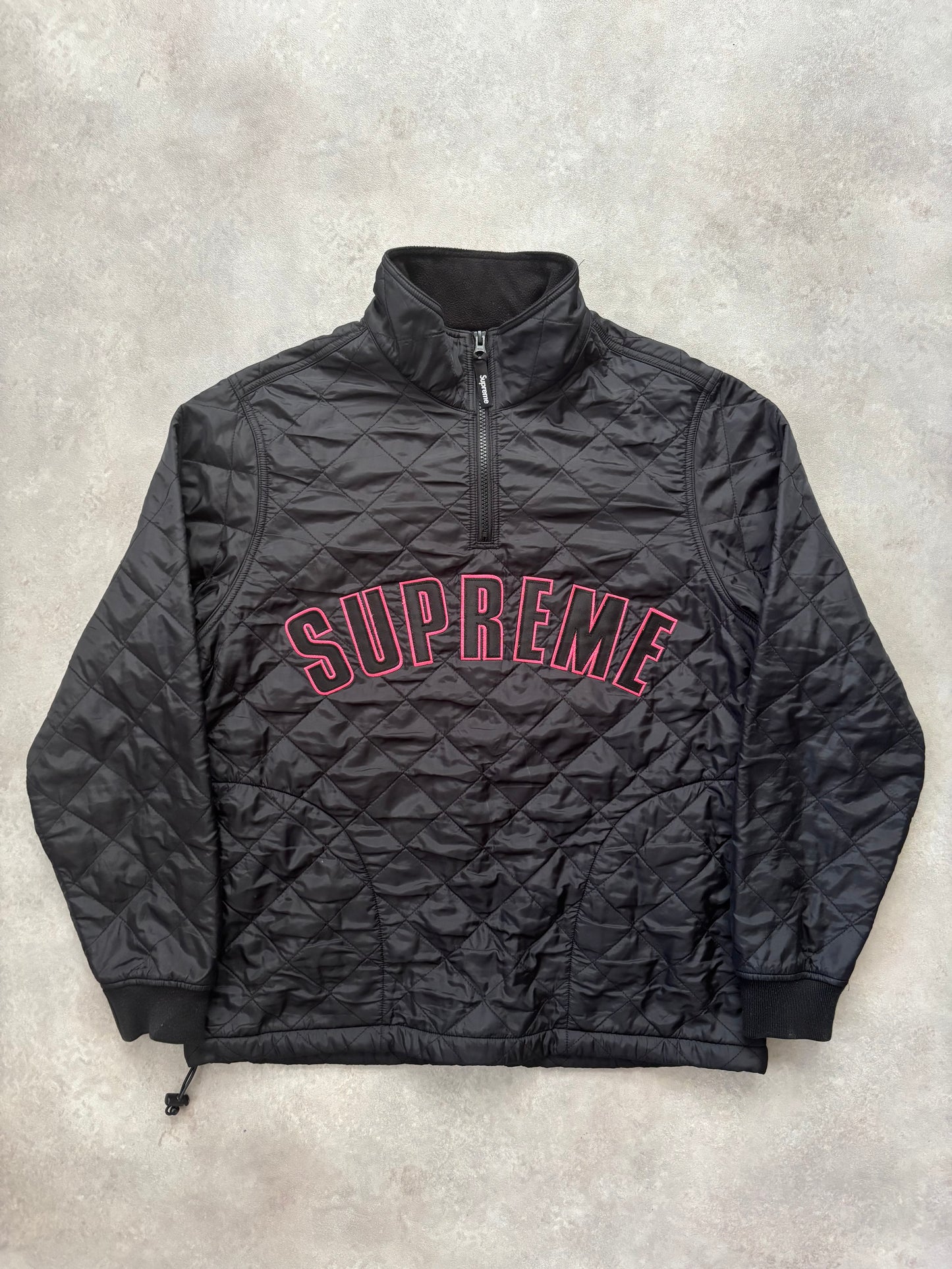 Supreme Arc Logo Quilted Half Zip Pullover (Str. M)