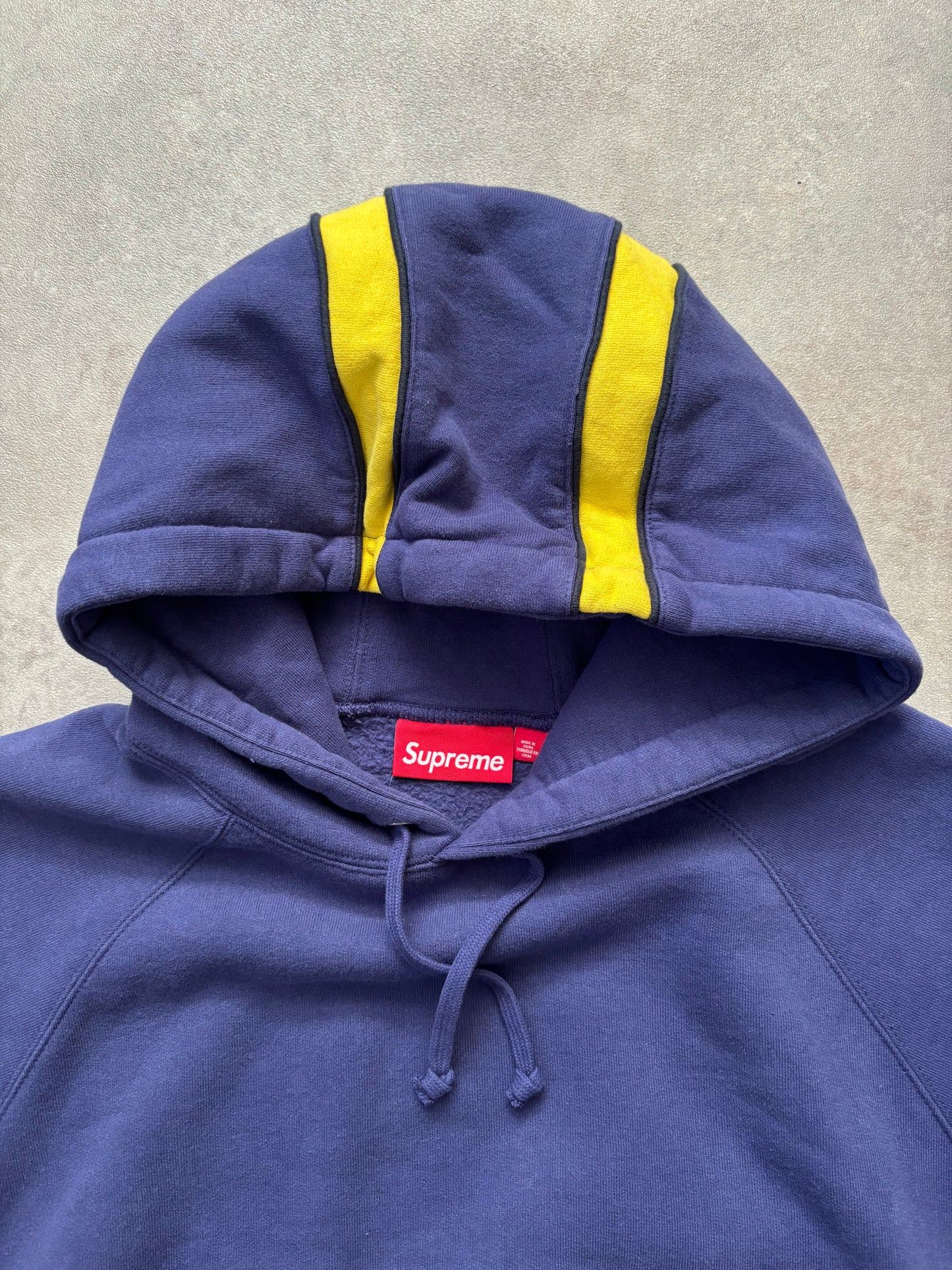 Supreme Paneled Hooded Sweatshirt (Str. M)