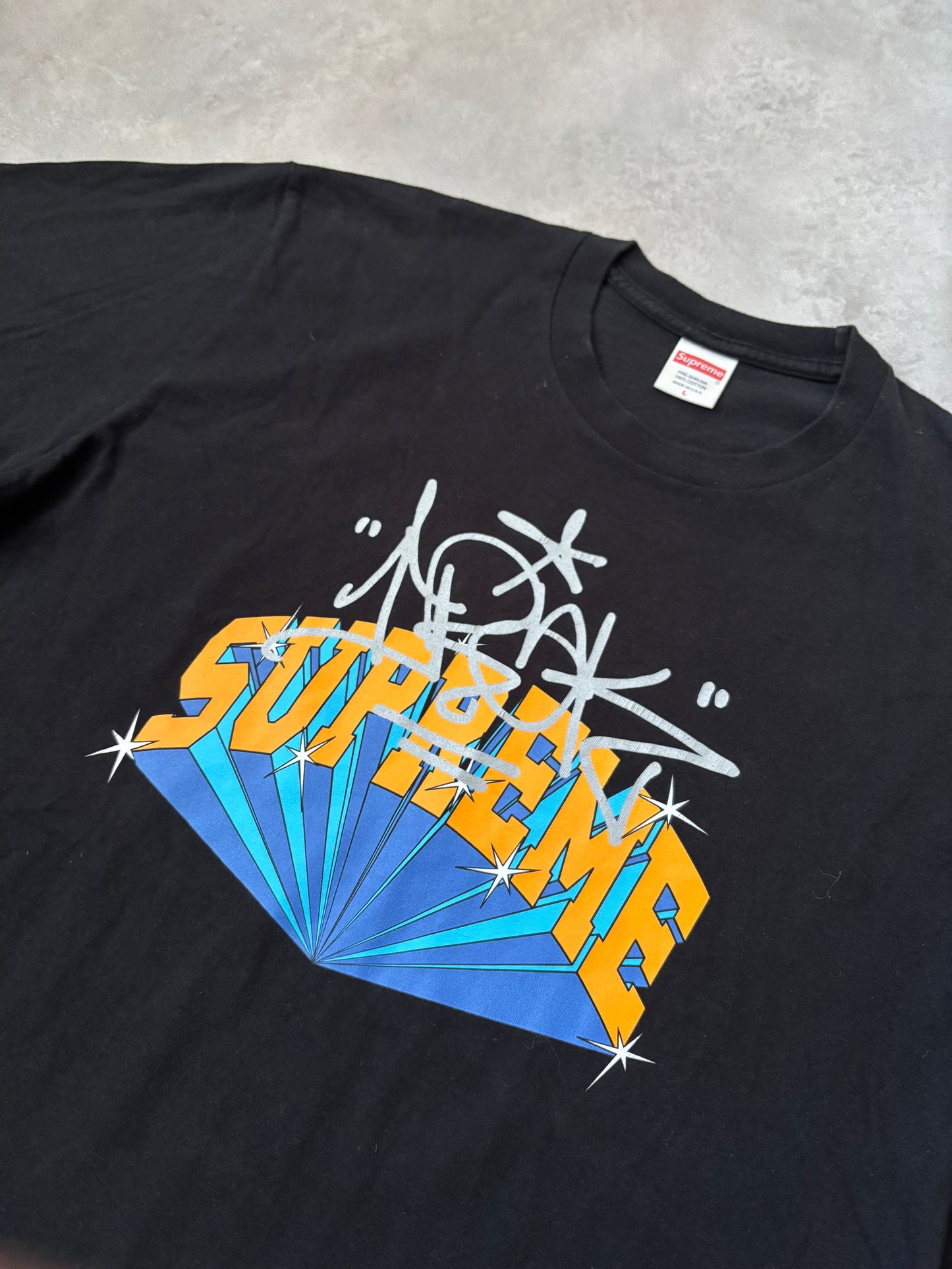 Supreme x IRAK Arc Tee (Str. L)