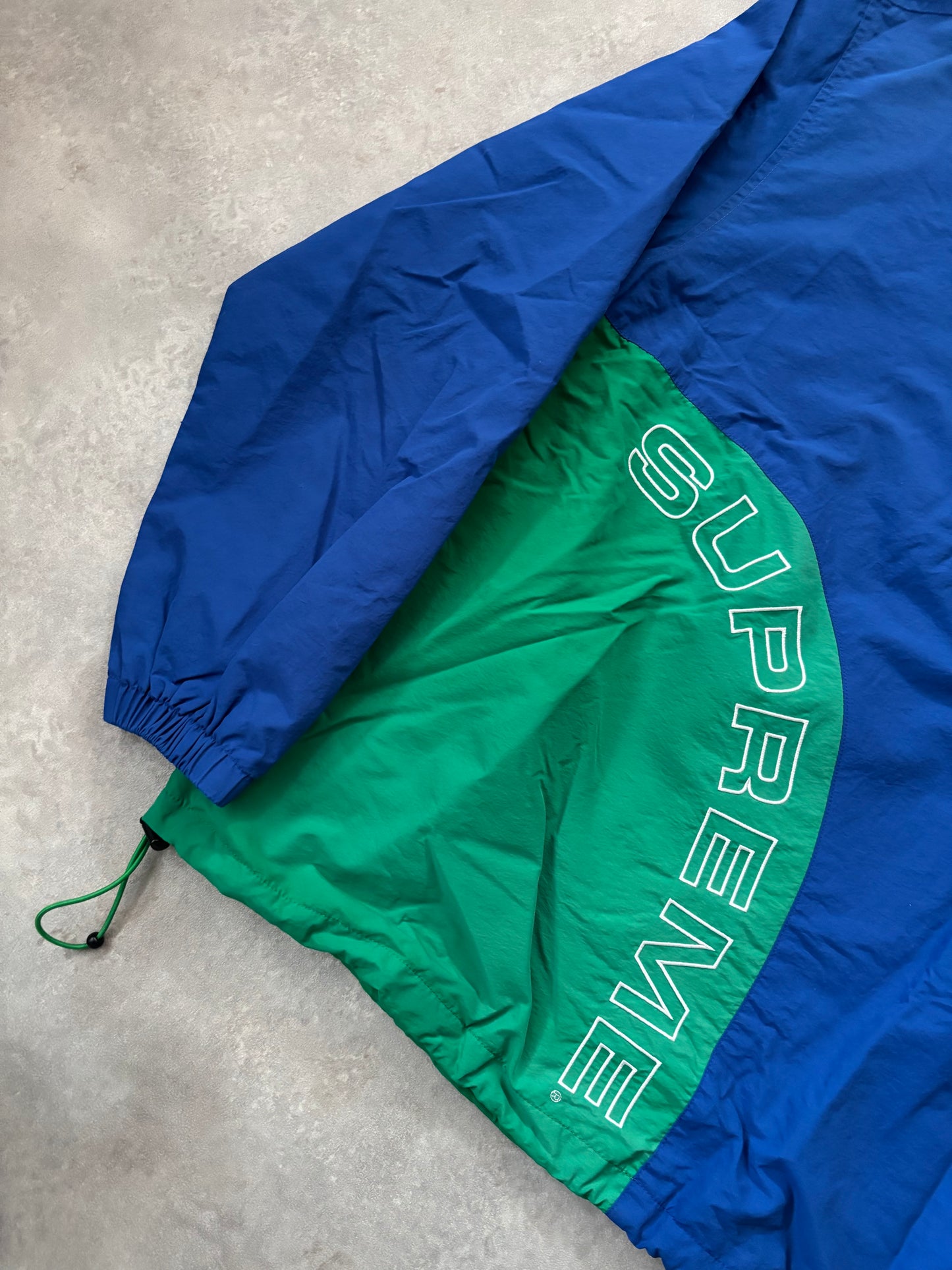 Supreme Corner Arc Half Zip Pullover (Str. L)