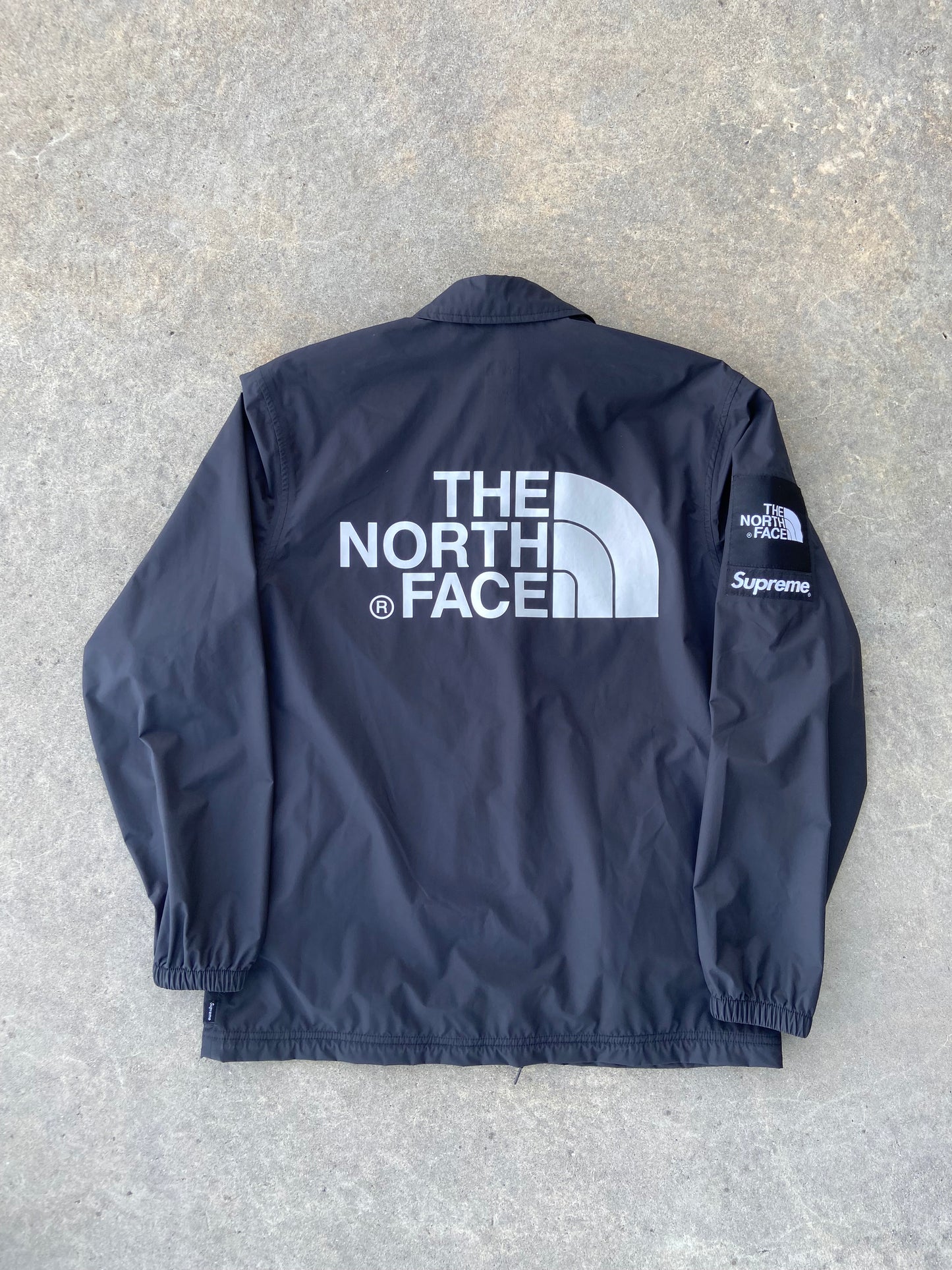 Supreme x The North Face Jakke (Str. M)