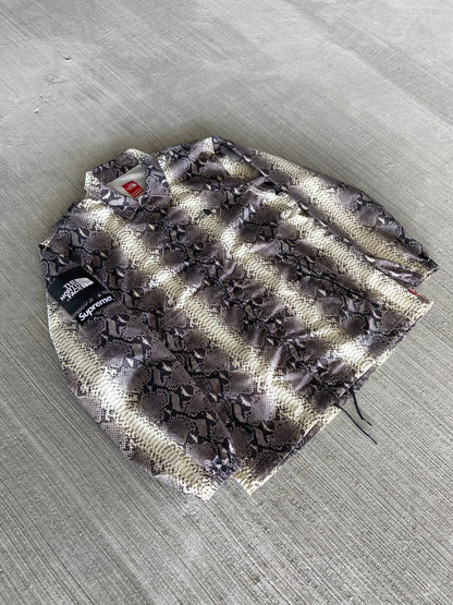 Supreme x The North Face Snakeskin (Str. M)