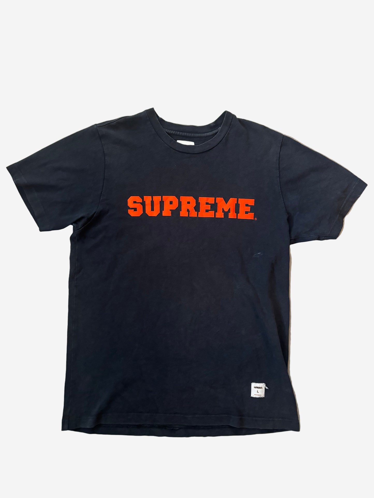 Supreme Collegiate Tee (Str. L)