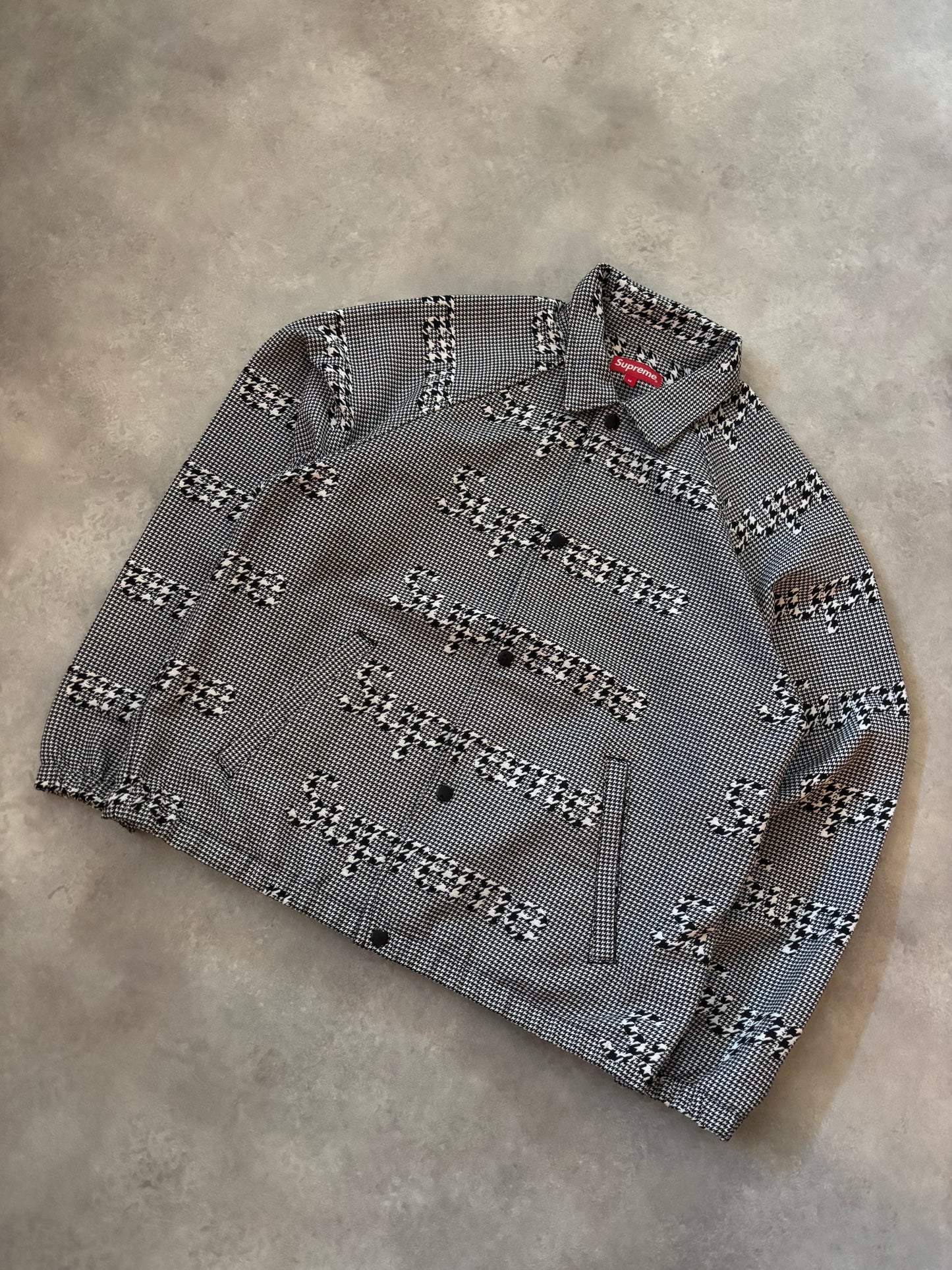Supreme Houndstooth Logos Snap Front Jacket (Str. M)