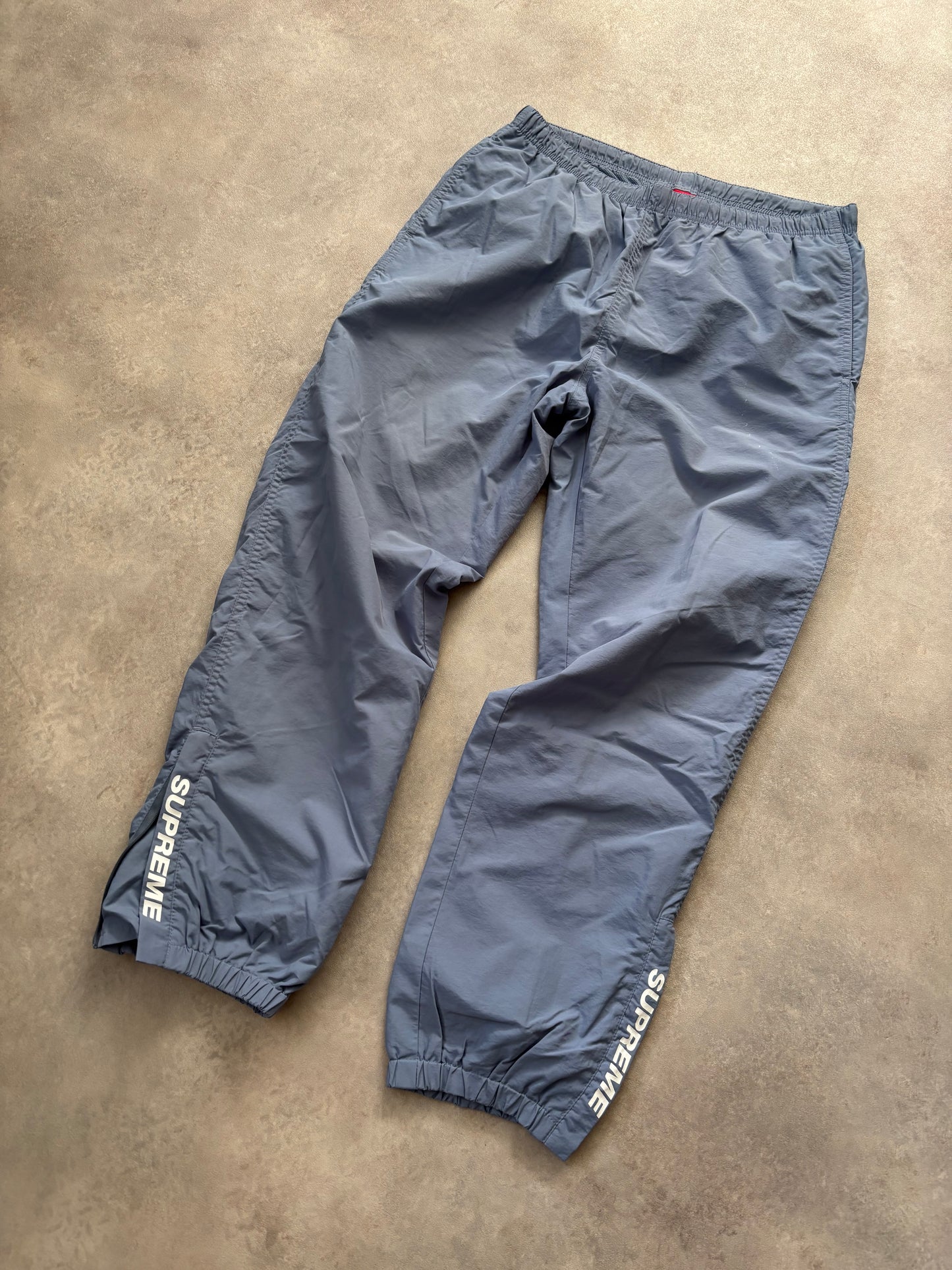 Supreme Warm Up Pant (Str. M)
