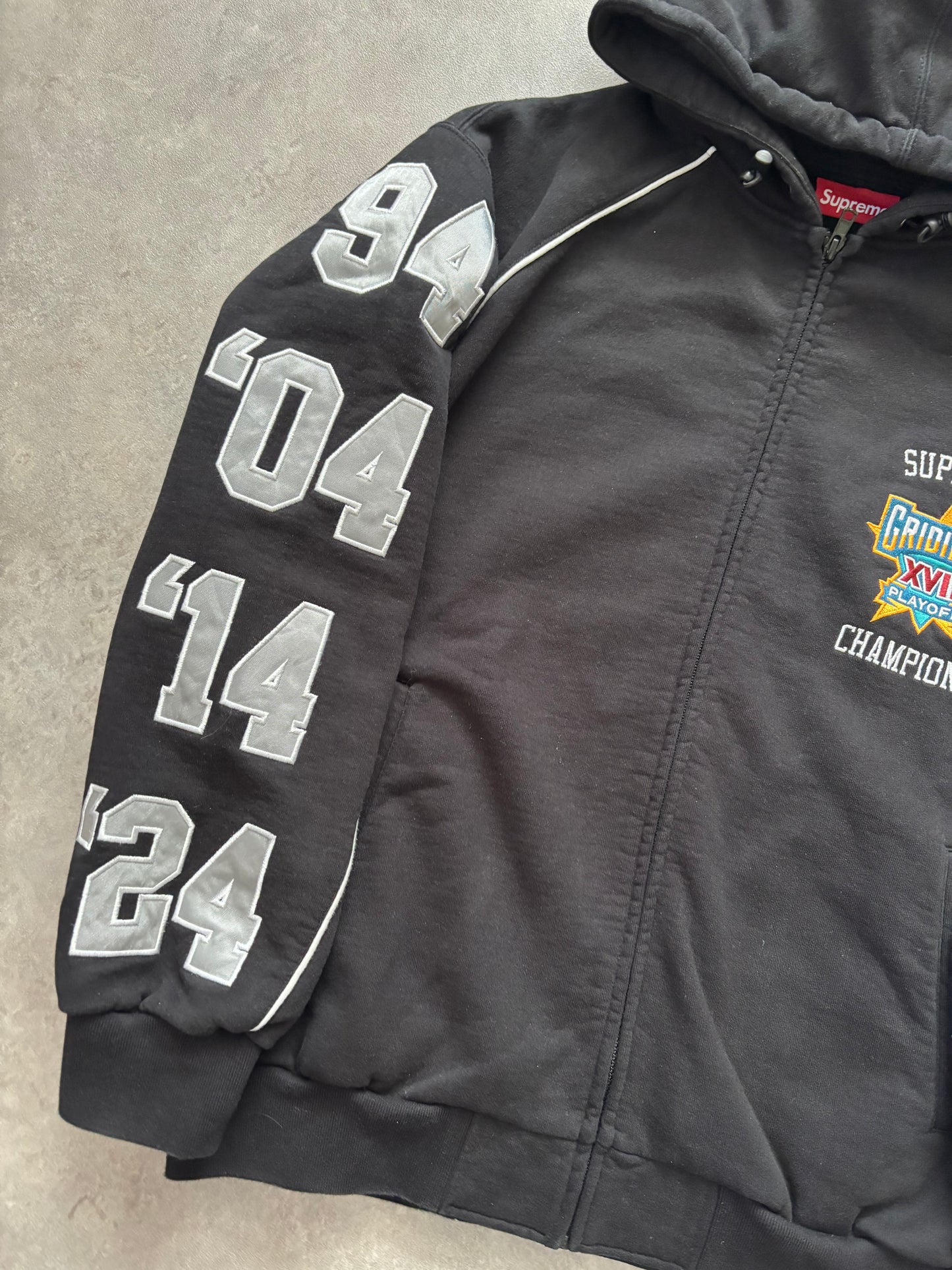 Supreme Playoffs Zip Up Hooded Sweatshirt (Str. S)