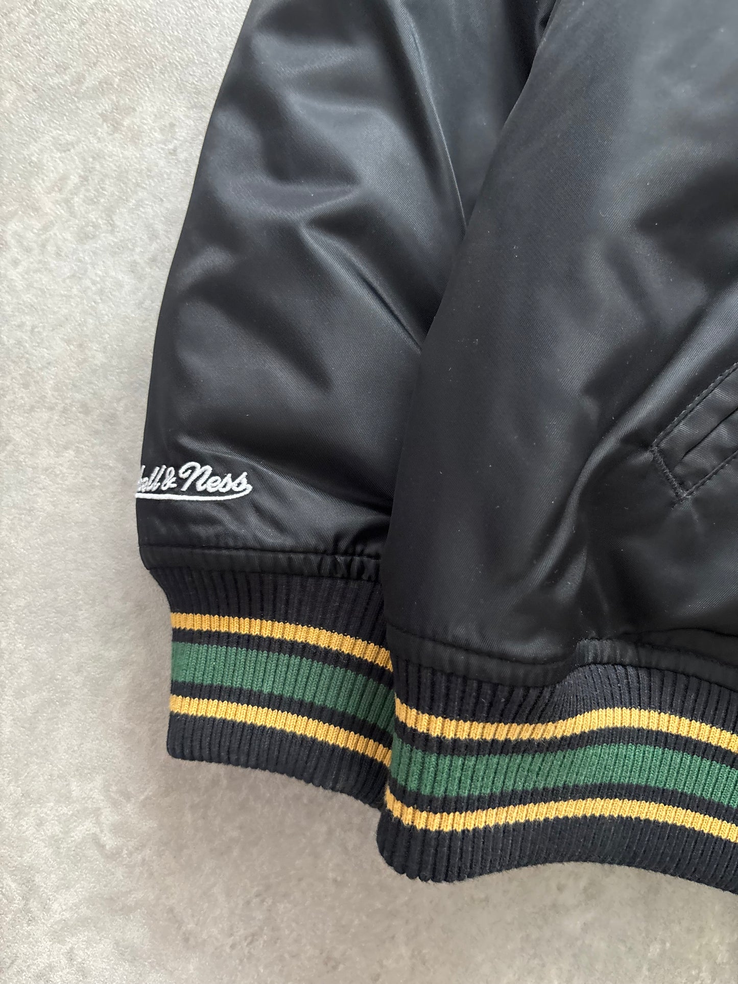 Supreme Mitchell & Ness Varsity Jacket (Str. L)