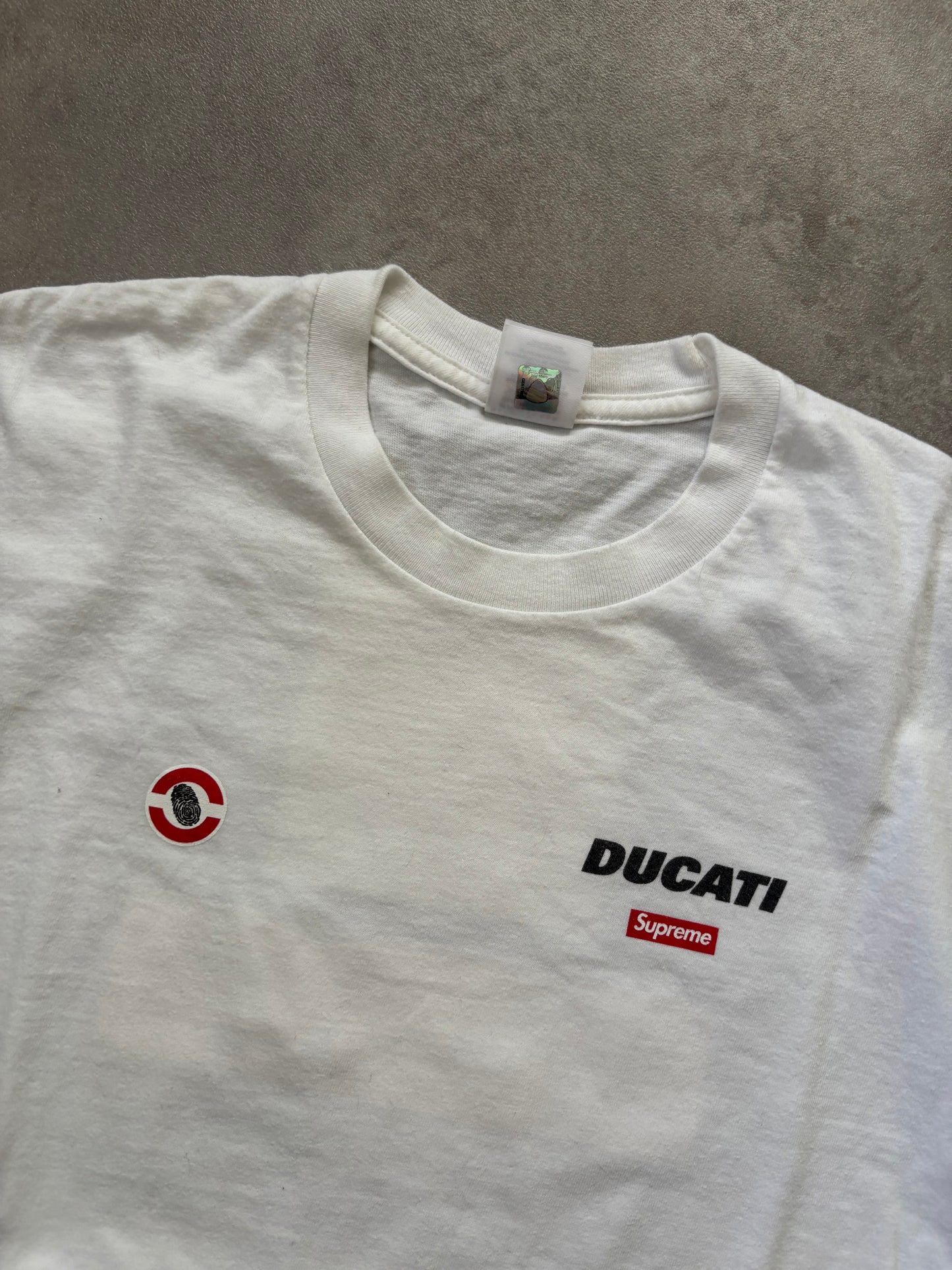 Supreme Ducati Logo Tee (Str. S)