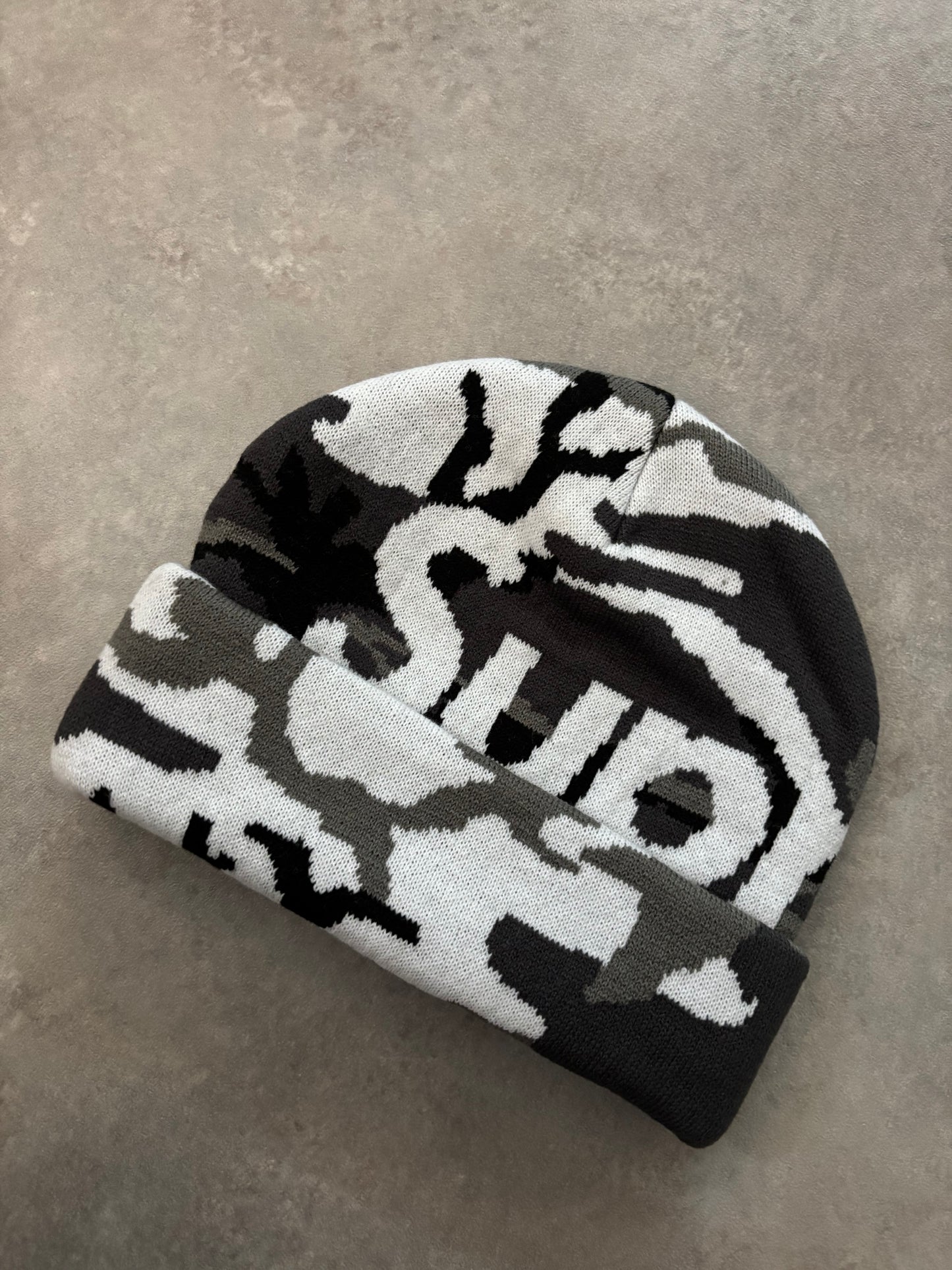 Supreme Big Logo Beanie