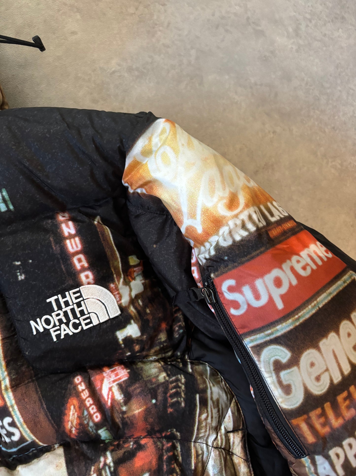 Supreme The North Face 800-Fill Half Zip Hooded Pullover (Str. M)