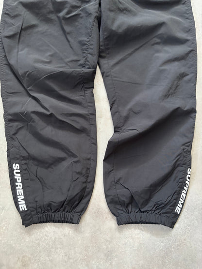Supreme Warm Up Pant (Str. M)