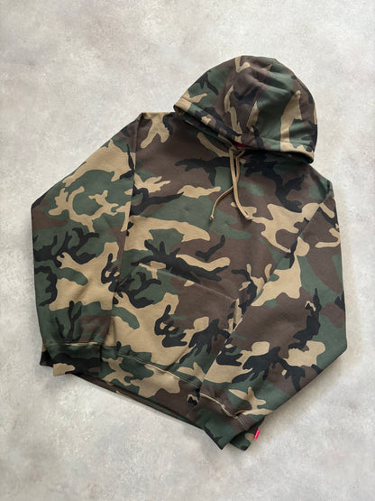 Supreme Satin Applique Hooded Sweatshirt (Str. M)