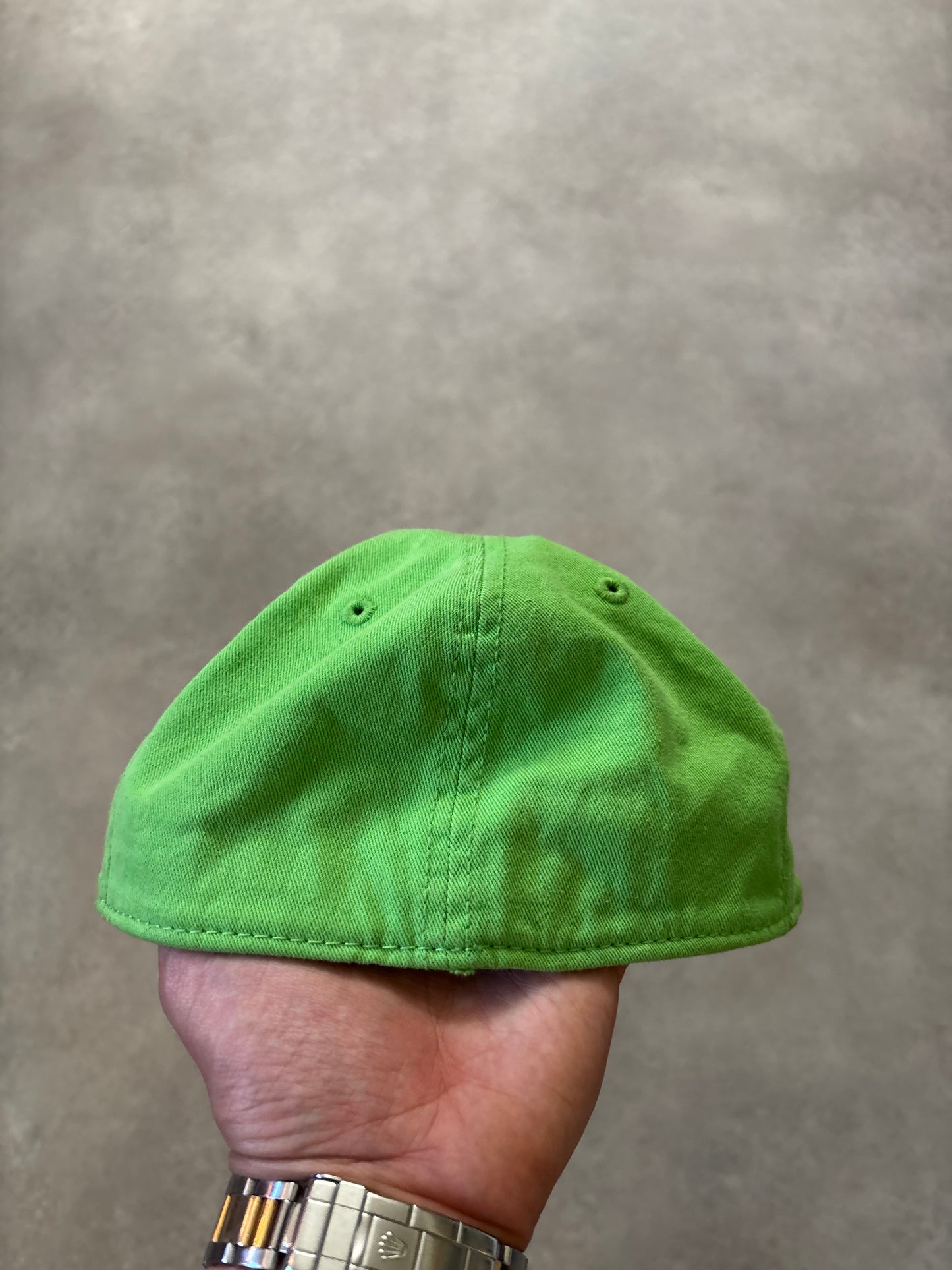 Supreme Washed Twill Fitted Cap (Str. S)