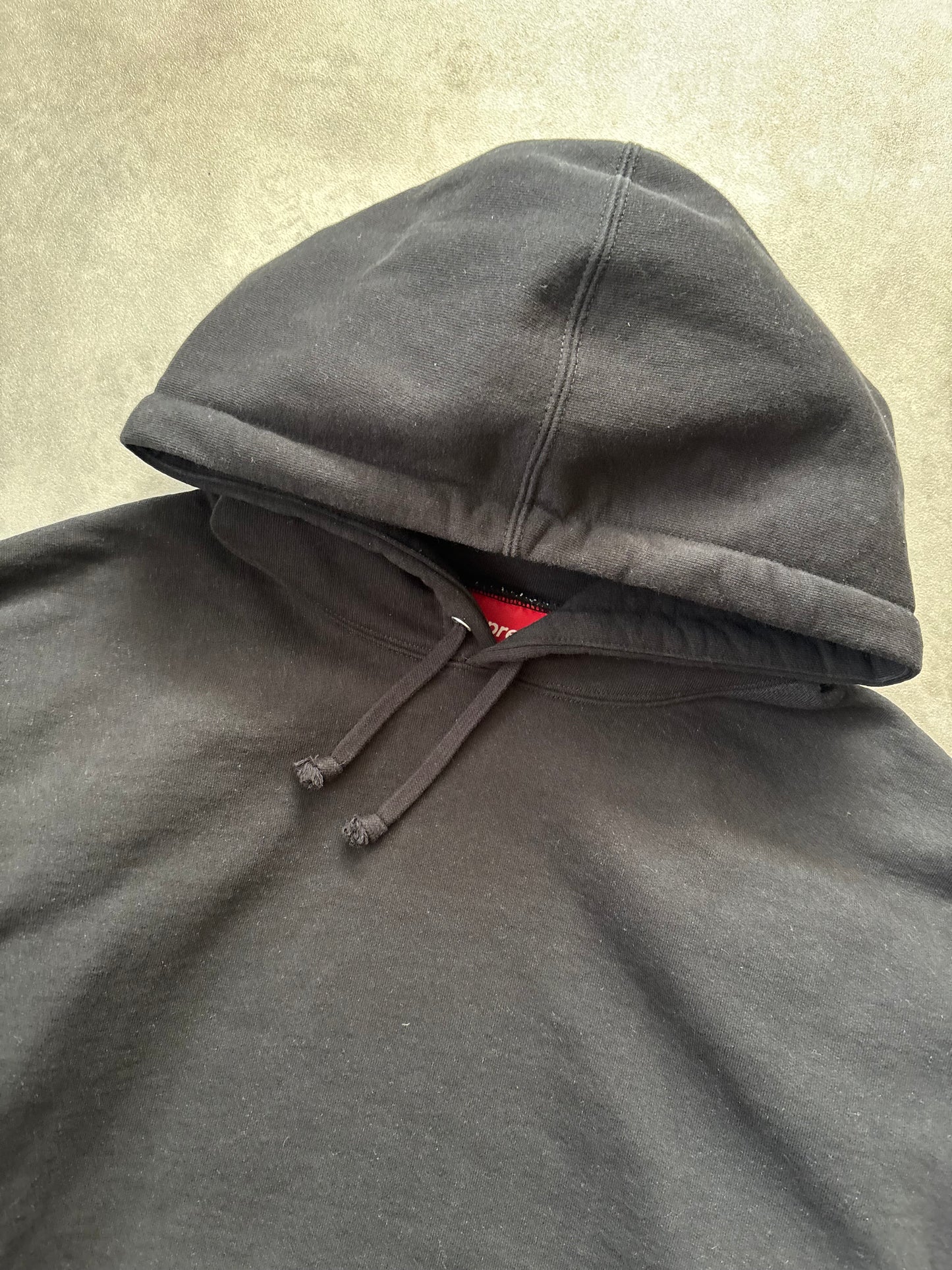 Supreme Satin Applique Hooded Sweatshirt (Str. L)