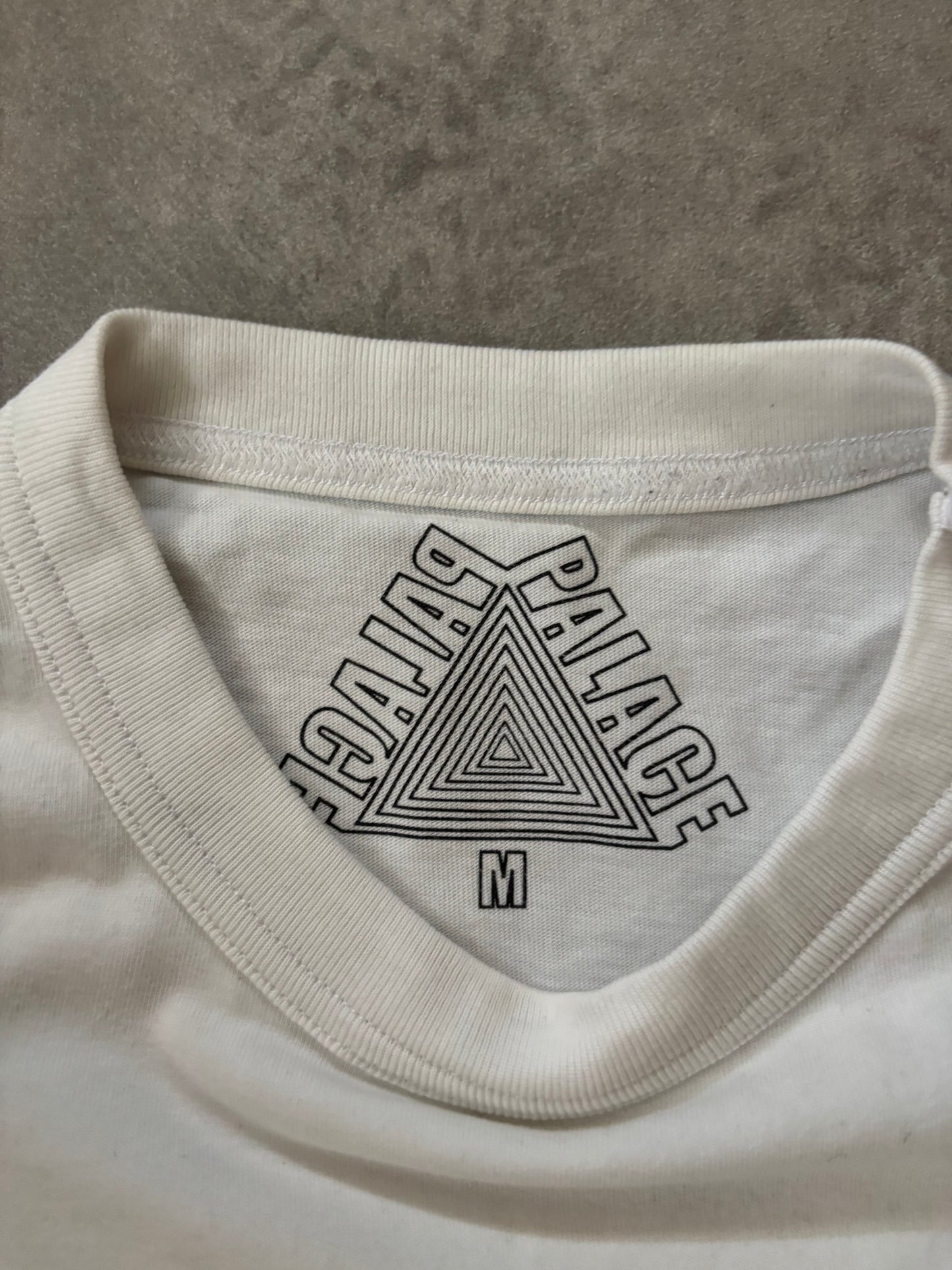 Palace Plain Logo Tee (Str. M)