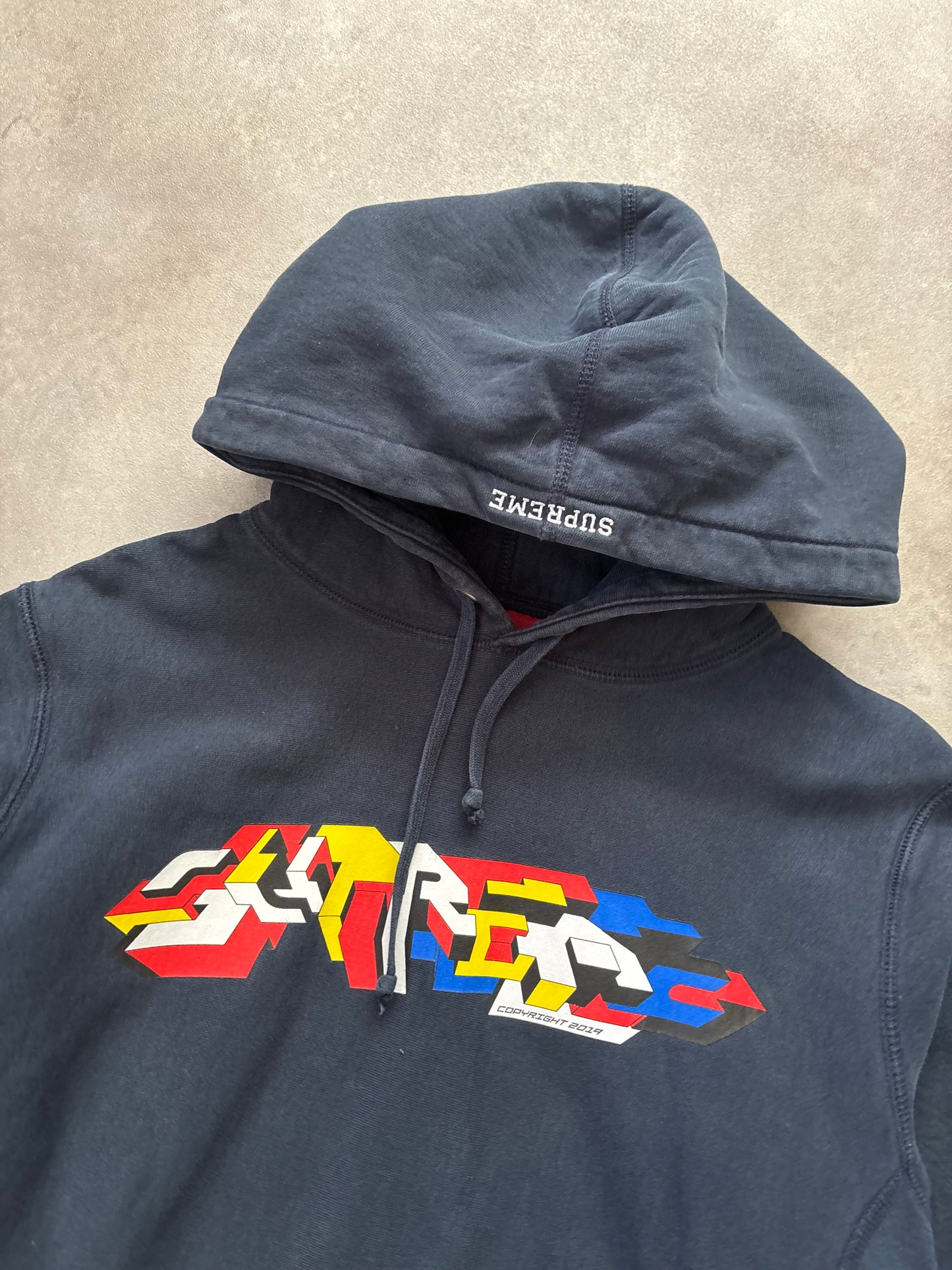 Supreme Delta Logo Hooded Sweatshirt (Str. M)