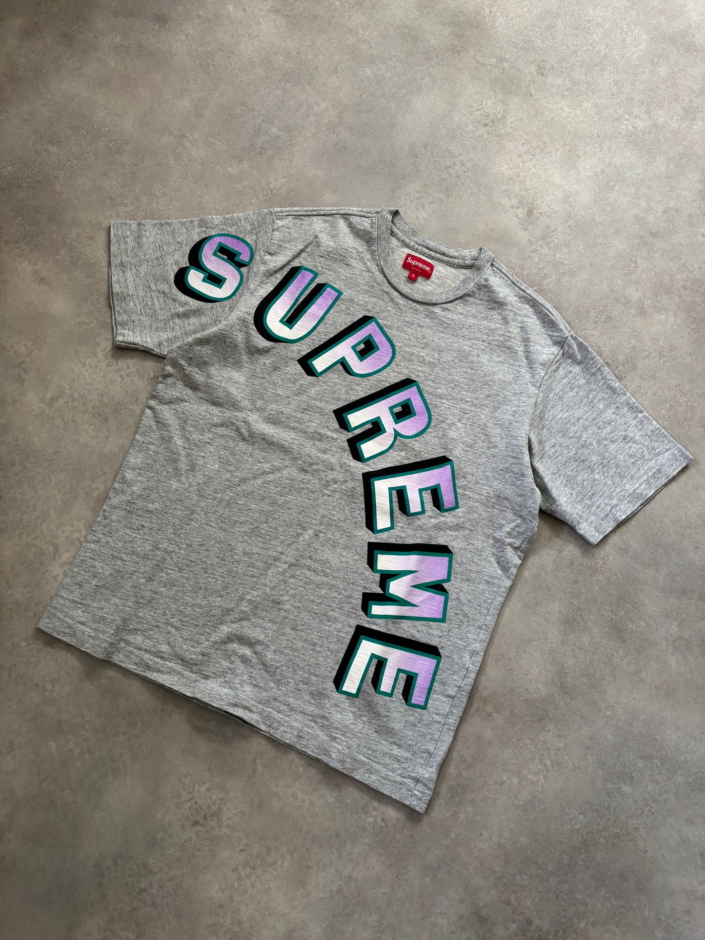 Supreme Gradient Arc Top (Str. S)