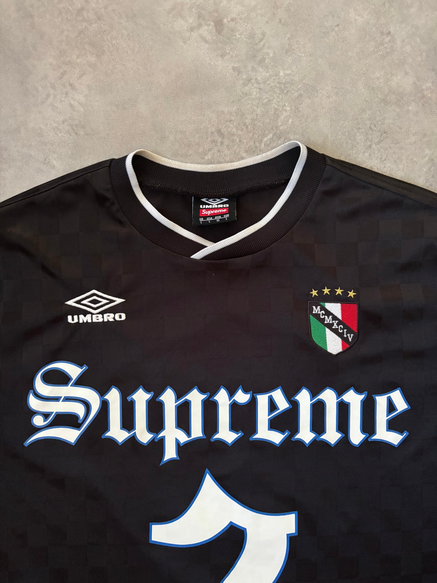 Supreme Umbro Soccer Jersey (Str. L)