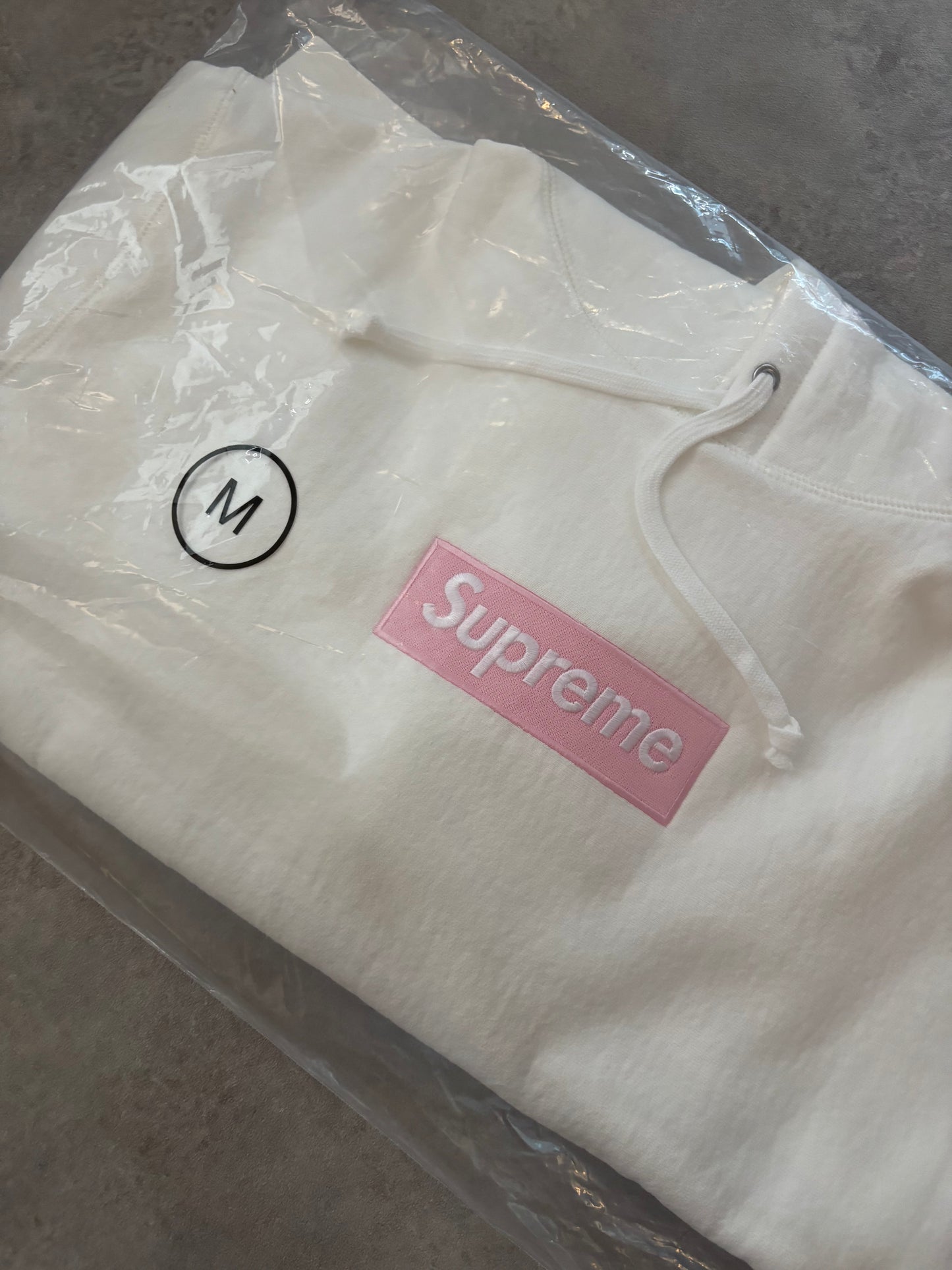 Supreme Box Logo Hooded Sweatshirt (Str. M)