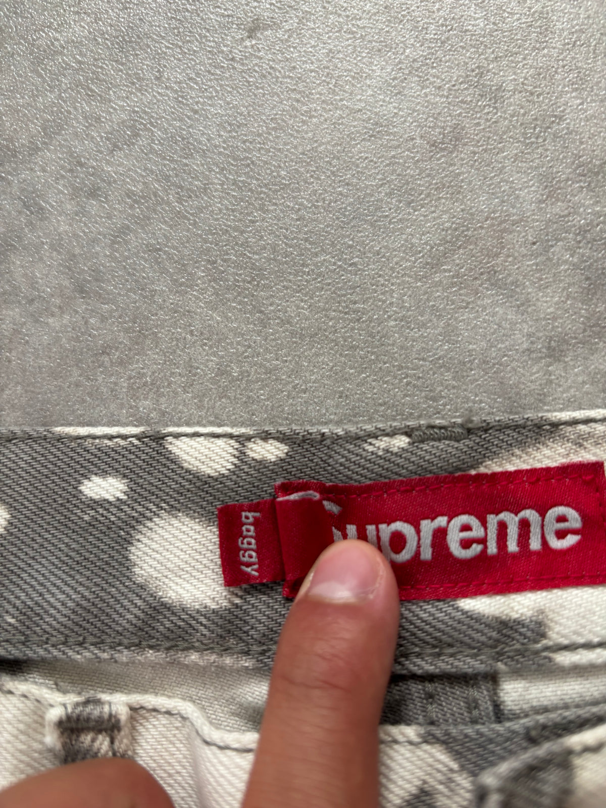 Supreme Baggy Denim Short (Str. 36)