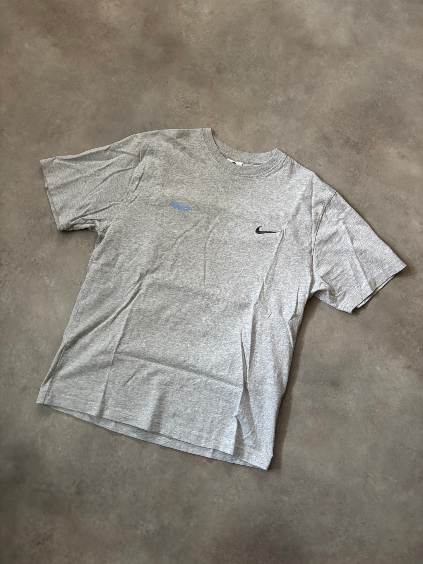 Palace x Nike Sports Tee (Str. M)
