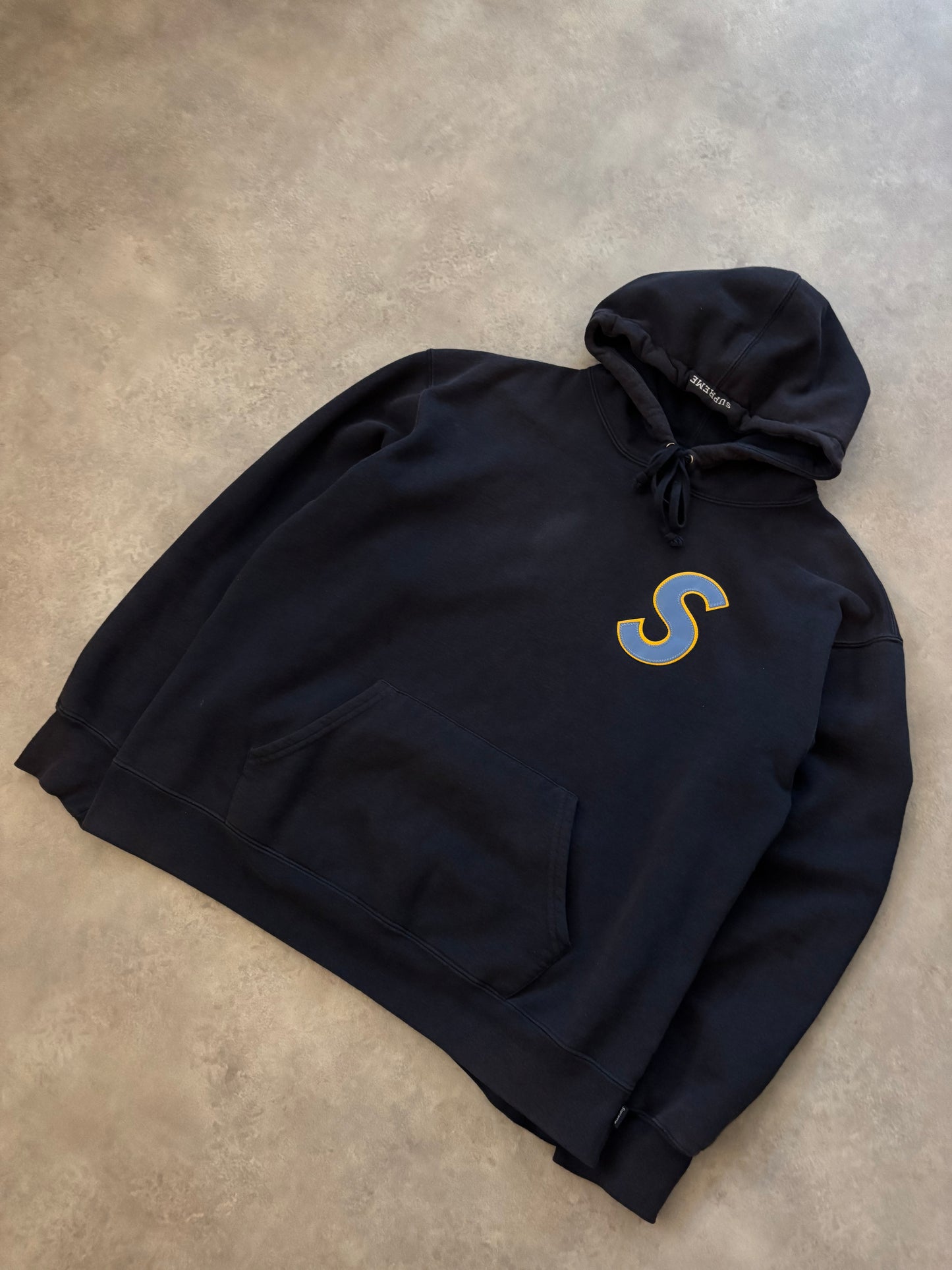 Supreme S Logo Hooded Sweatshirt (Str. L)