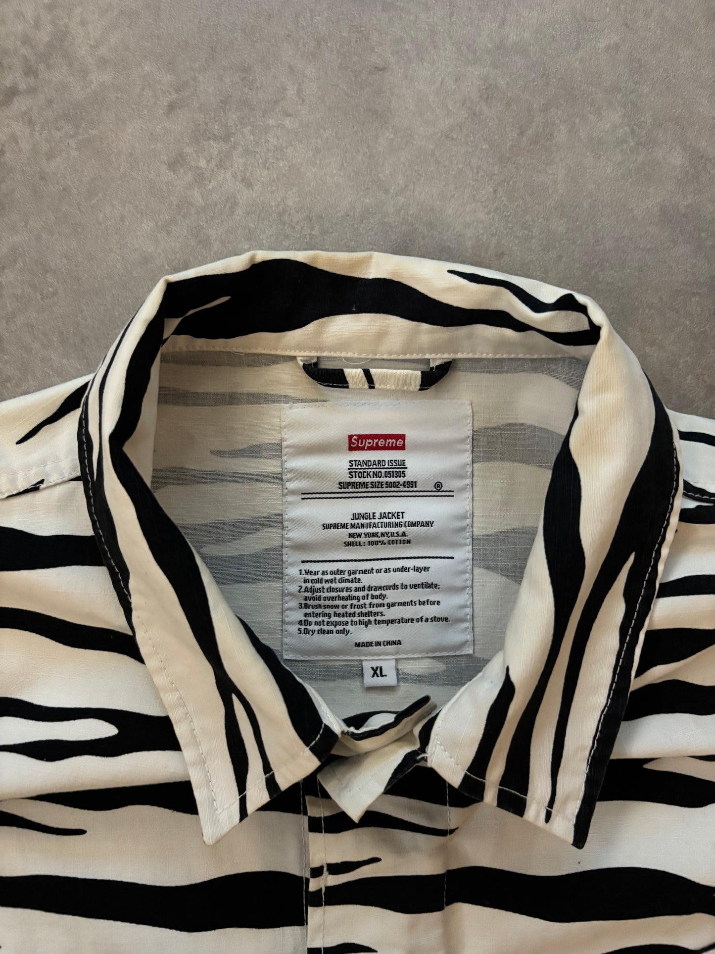 Supreme Zebra Jungle Jacket (Str. XL)