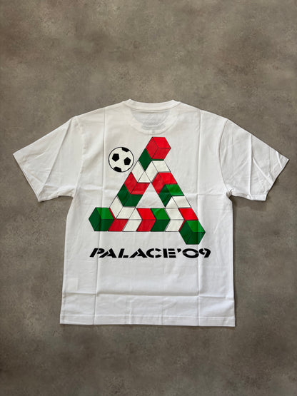 Palace 09 Tri-Ferg Tee (Str. M)
