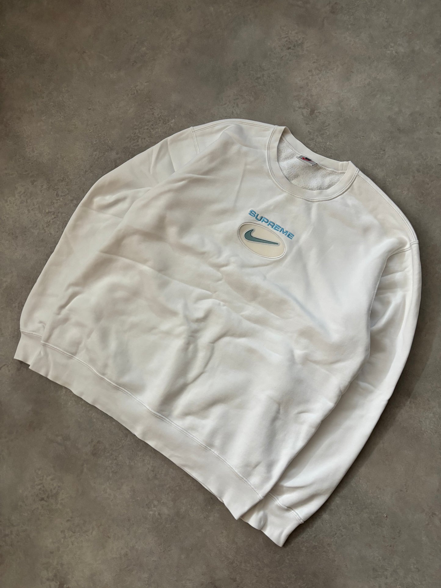 Supreme Nike Jewel Crewneck (Str.  M)