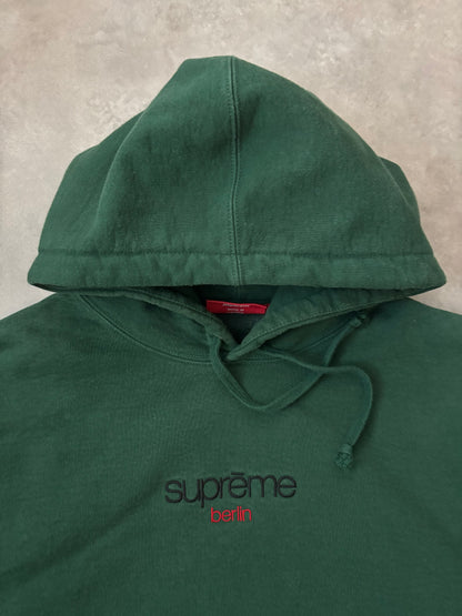 Supreme Classic Logo Berlin Shop Hoodie (Str. M)