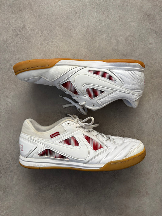 Supreme x Nike SB Gato (Str. 44)
