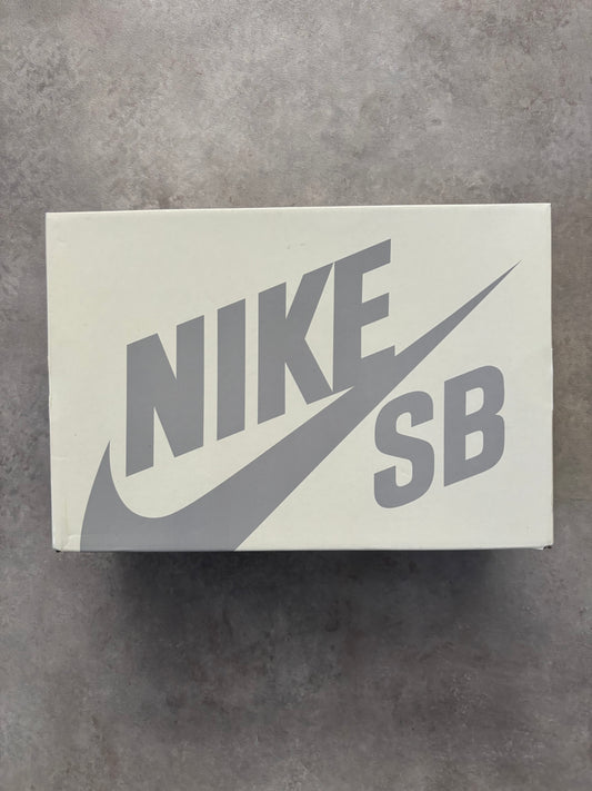 Nike SB Darwin Low Supreme (Str. 42)