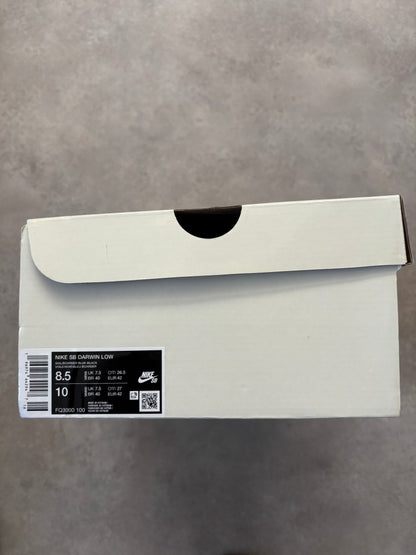 Nike SB Darwin Low Supreme (Str. 42)