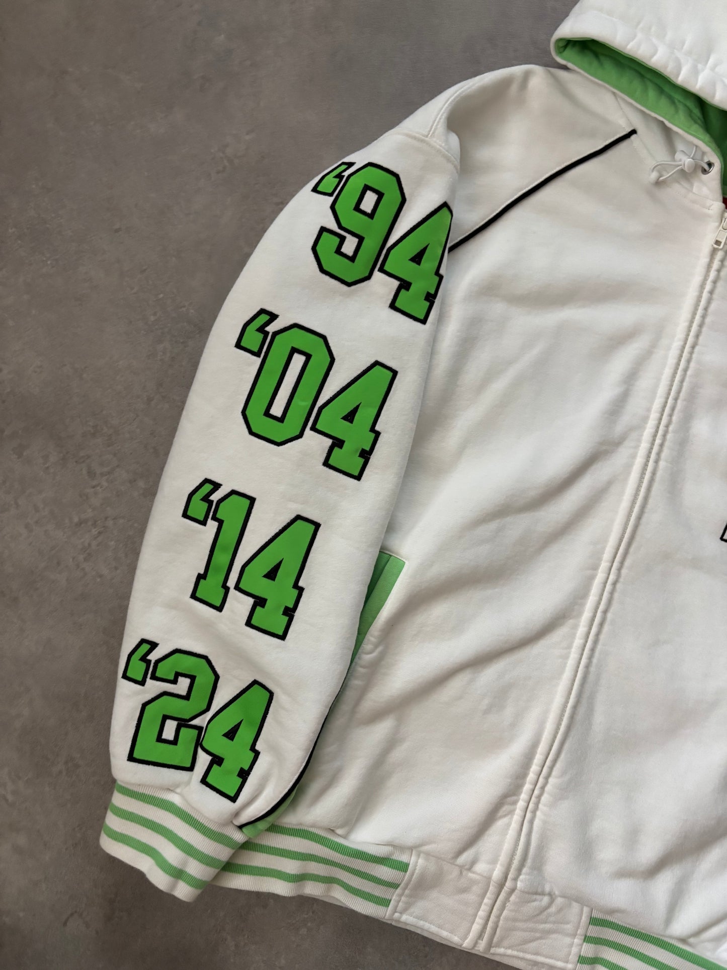 Supreme Playoffs Zip Up Hoodie (Str. M)