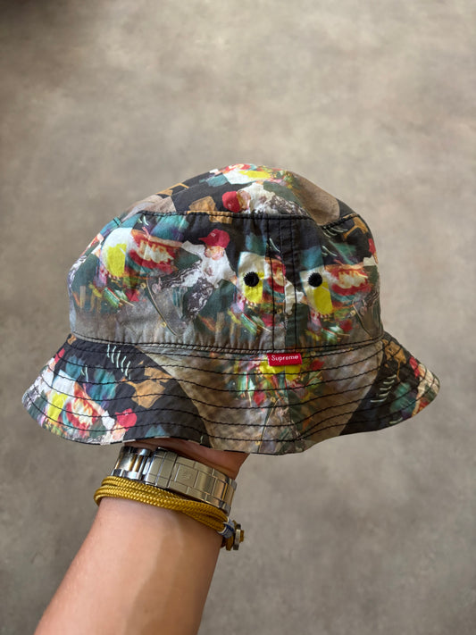 Supreme x Commes Des Garçons Bucket Hat