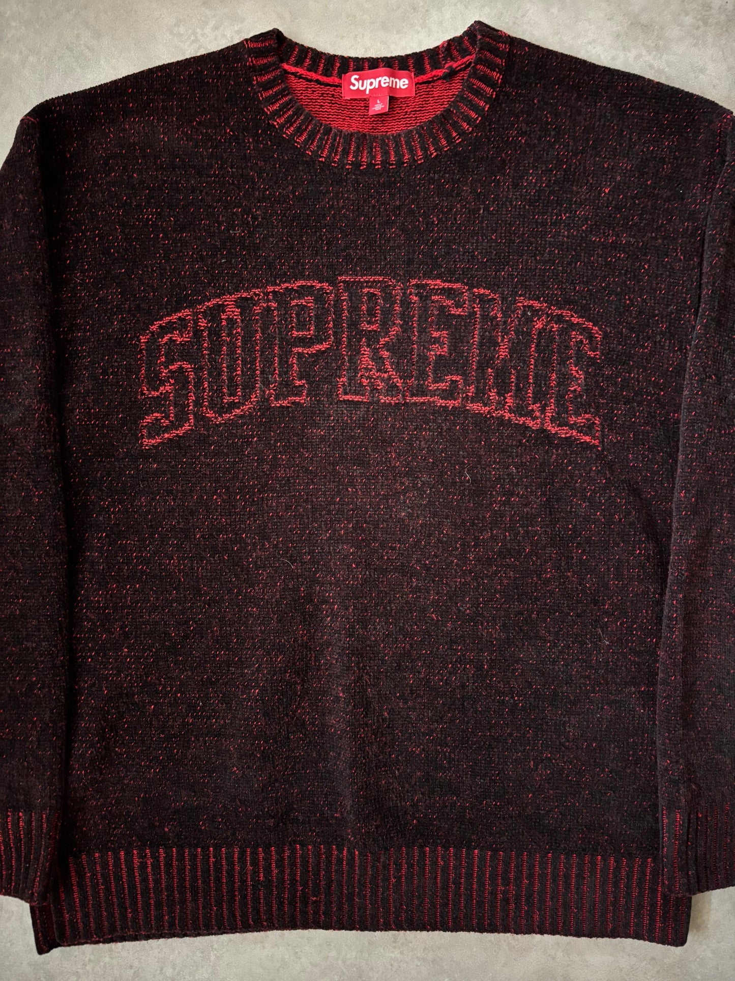 Supreme Contrast Arc Sweater (Str. L)
