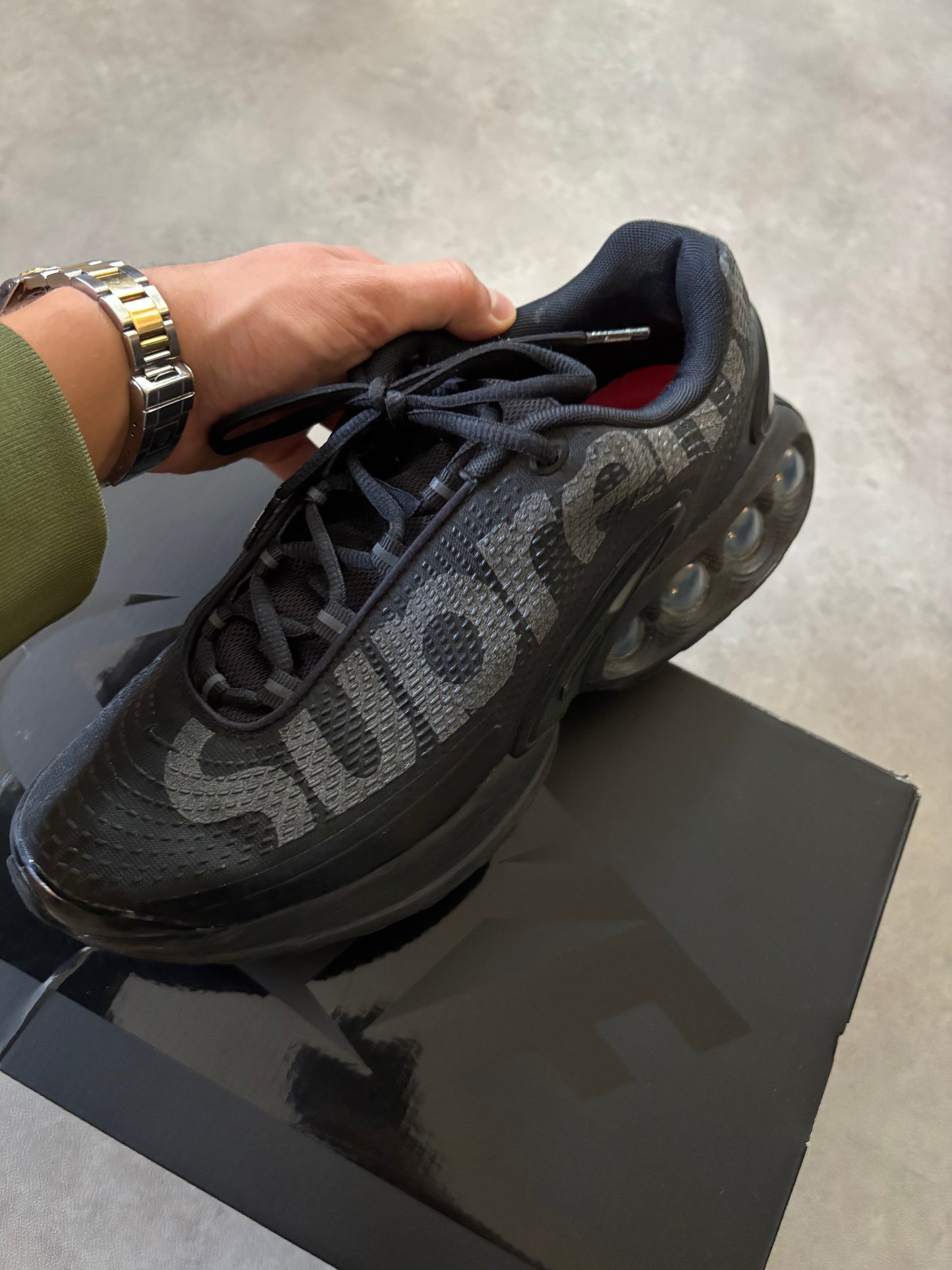 Supreme x Nike Air Max Dn SP (Str. 43)